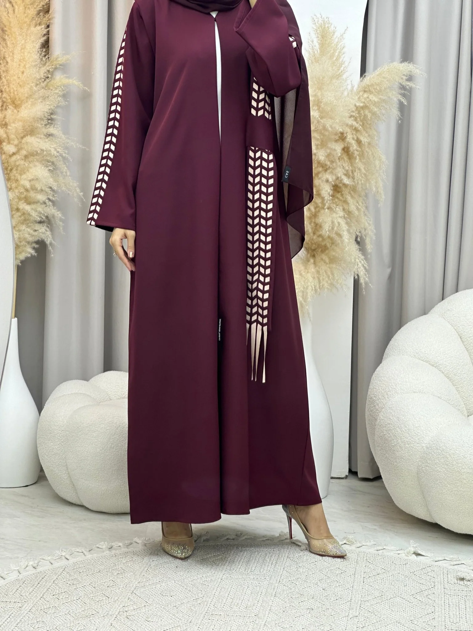 C 0013 Maroon Lasercut Eid Abaya - Image 4