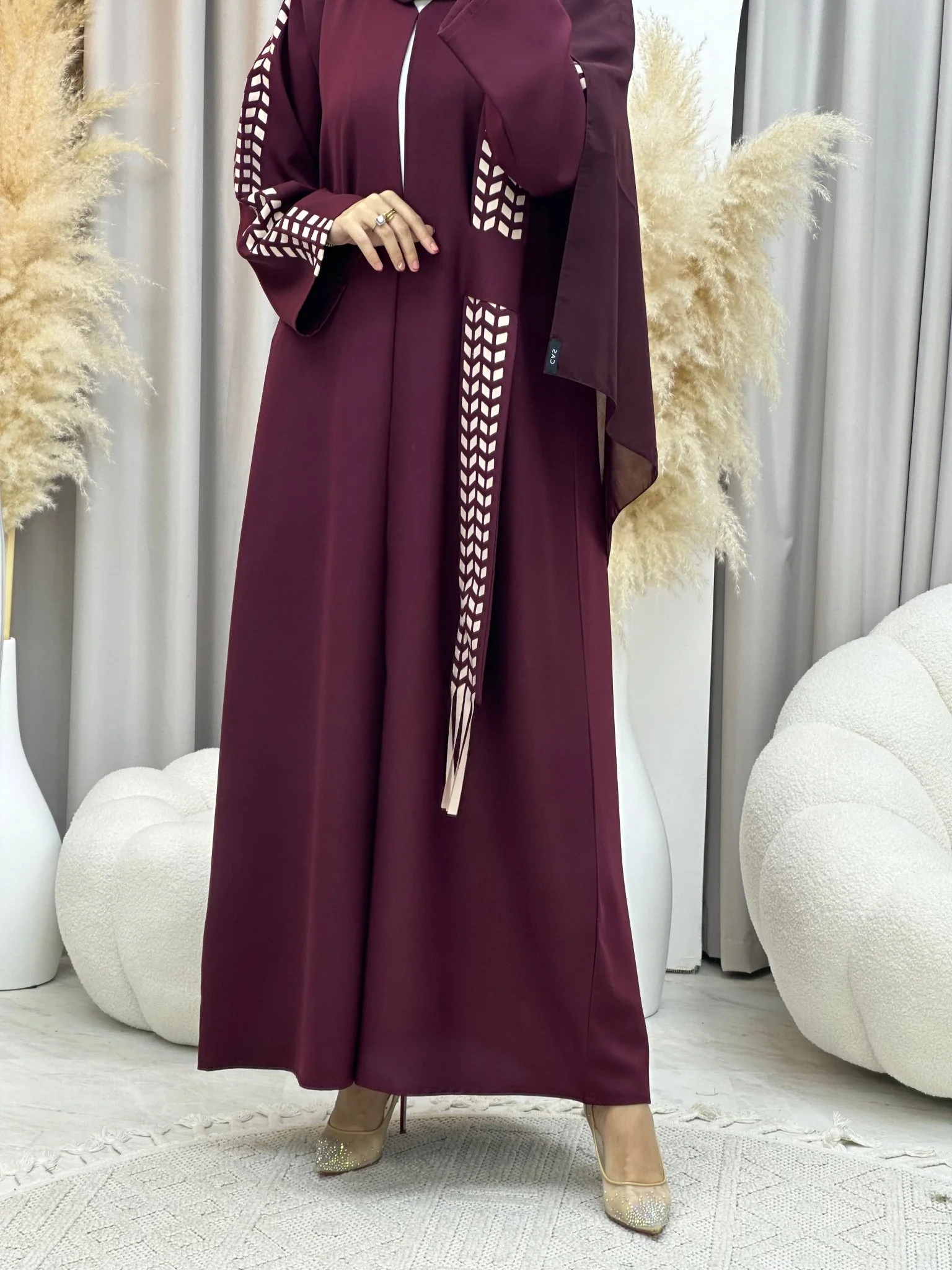 C 0013 Maroon Lasercut Eid Abaya - Image 5