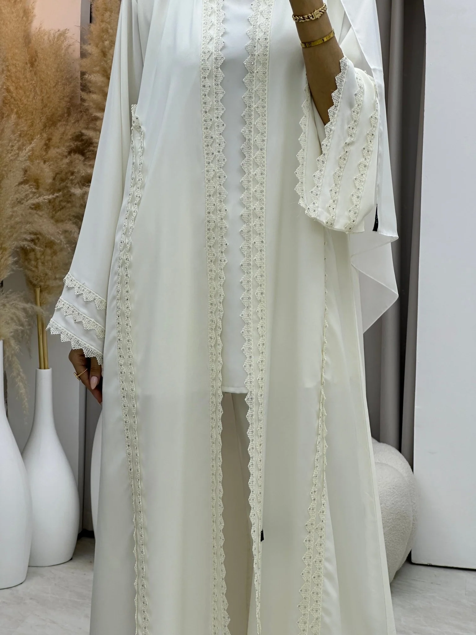 C 0082 White Lace Abaya - Image 3