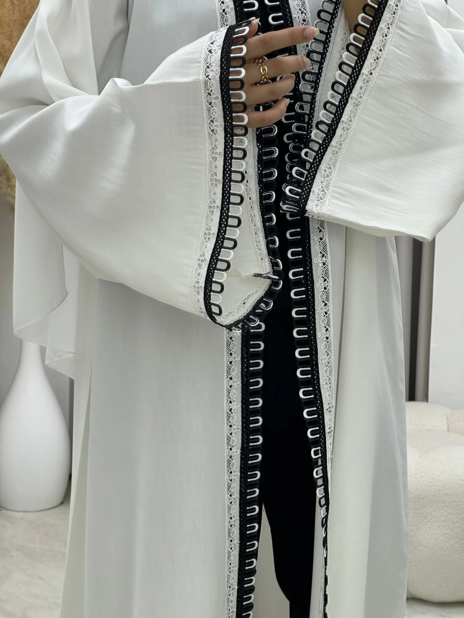 C 0090 Black White Lace Abaya - Image 8