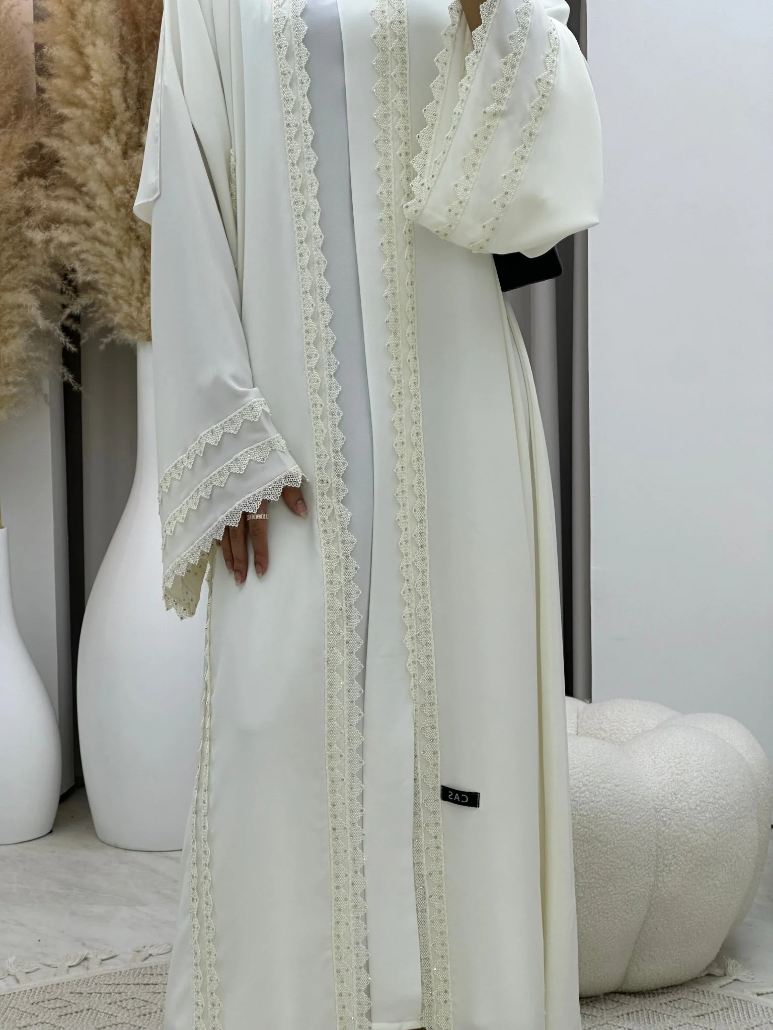 C 0100 White Lace Abaya - Image 3