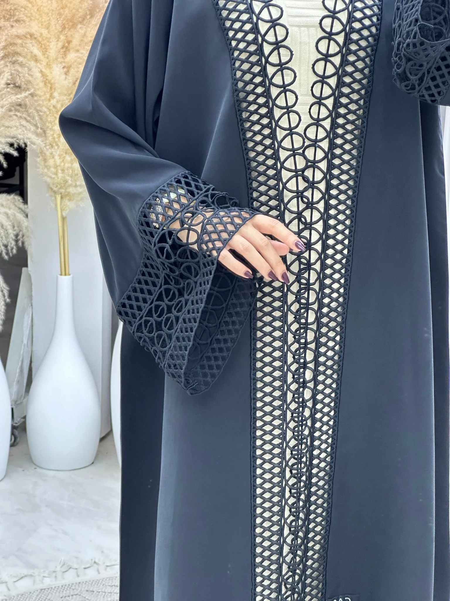 C 0110 Black Waves Lace Abaya - Image 2