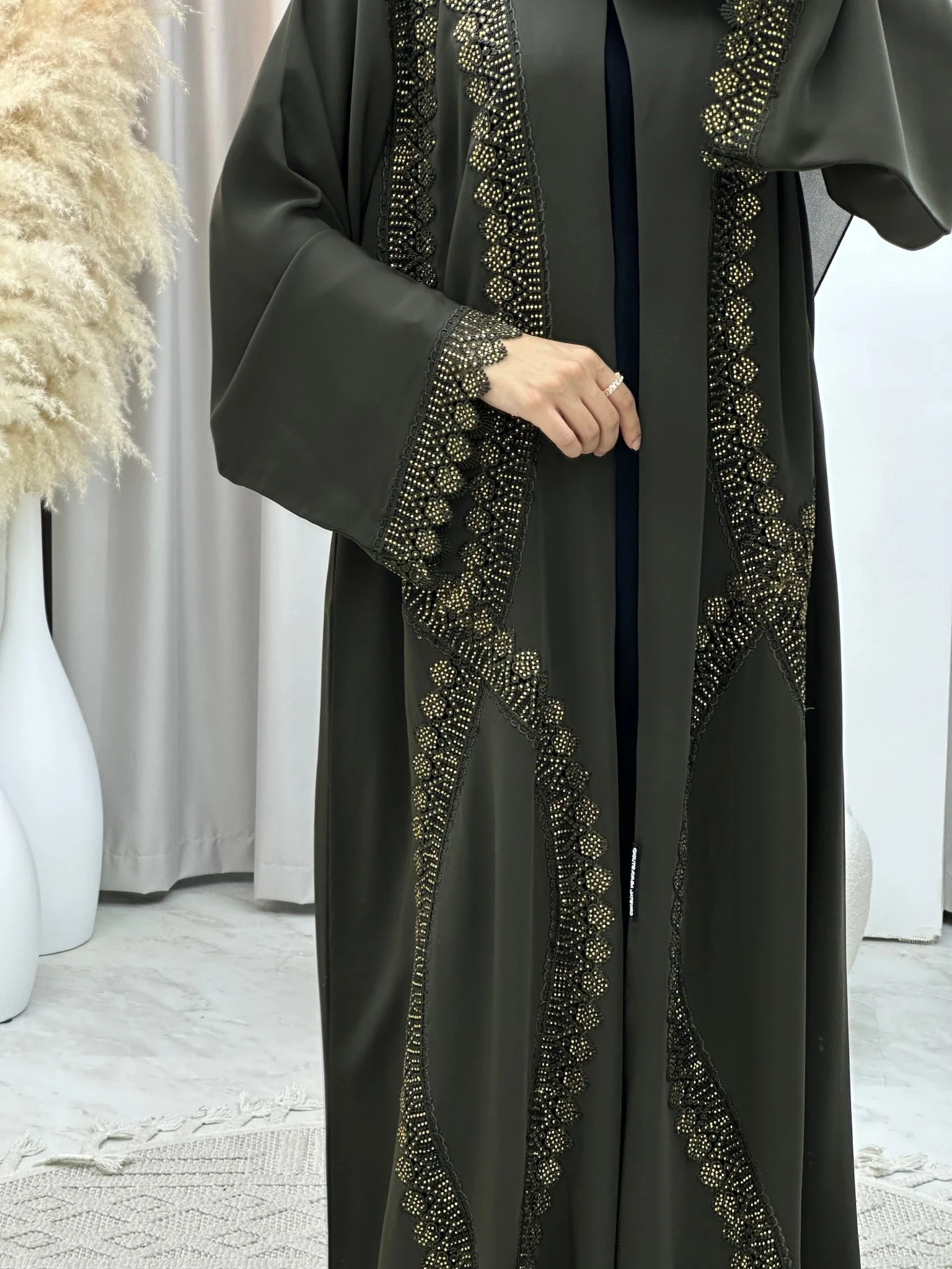 C 0124 Olive Lace Abaya - Image 4