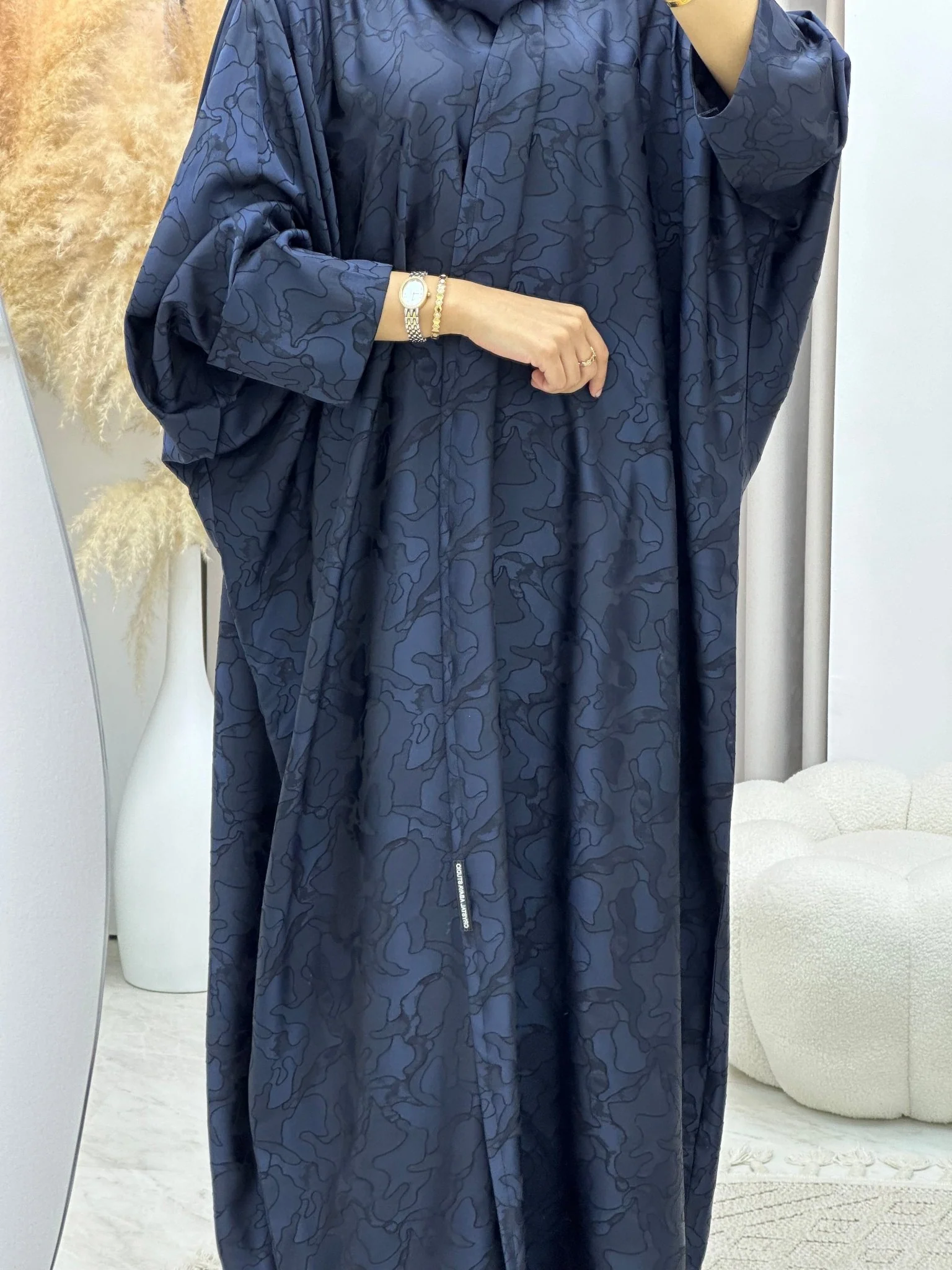 C 0159-05 Navy Blue Camo Bisht Abaya - Image 2