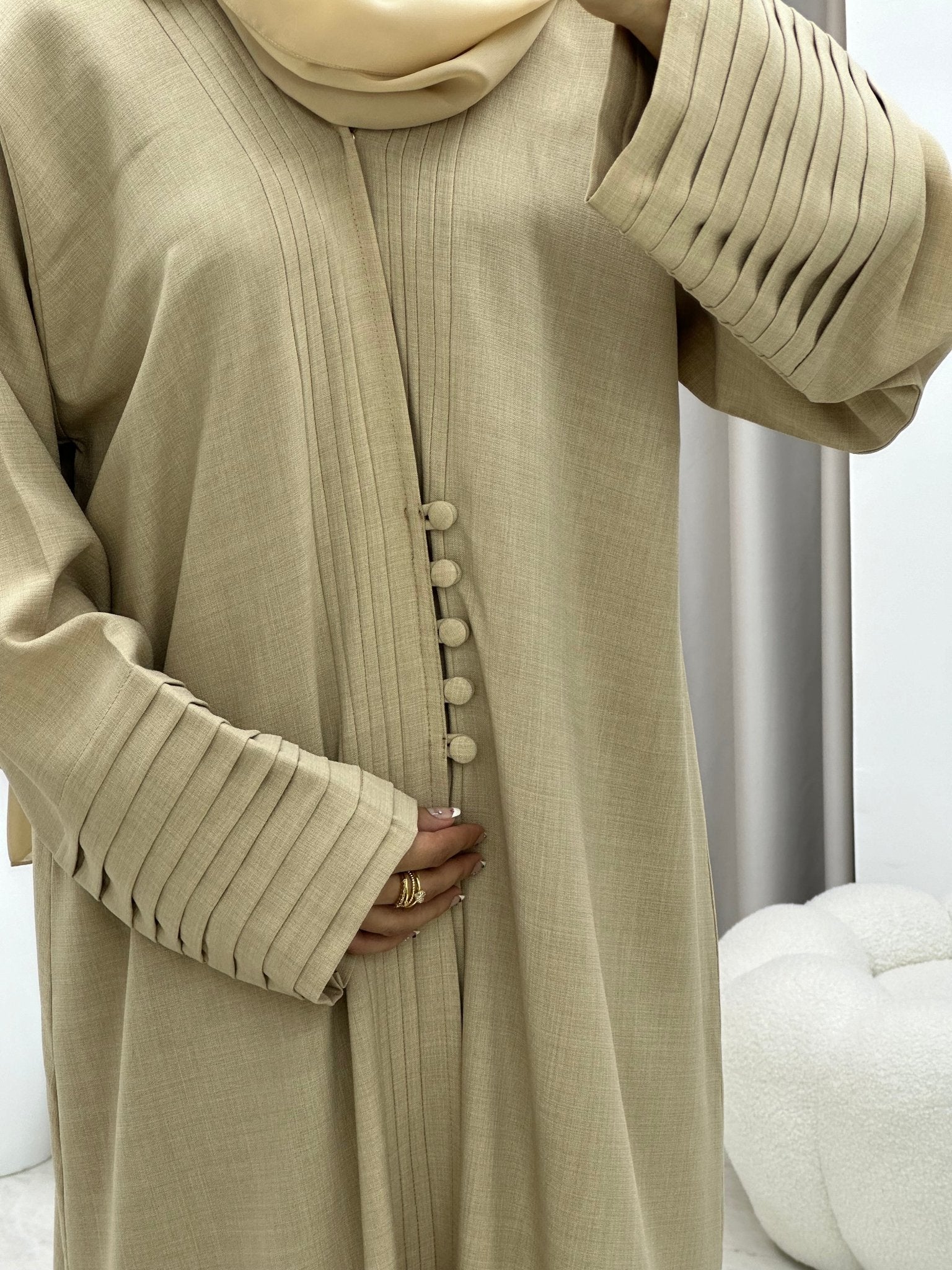 C 0194 Pleated Beige Abaya - Image 3