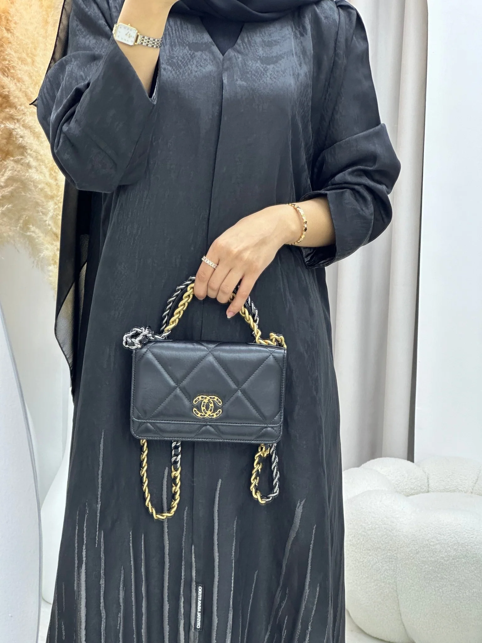 C 0218-01 Light Grey Kloosh Abaya - Image 3
