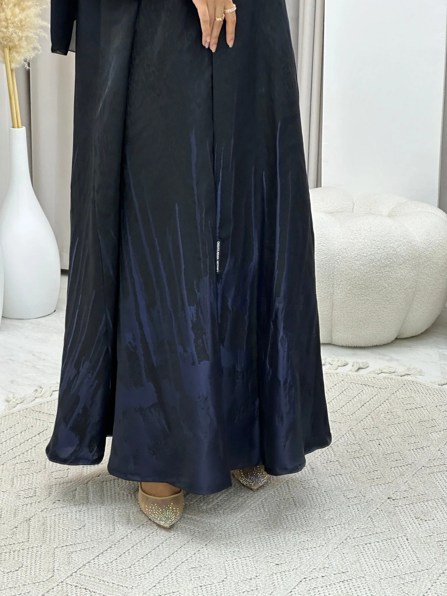 C 0218-01 Navy Blue Kloosh Abaya - Image 2