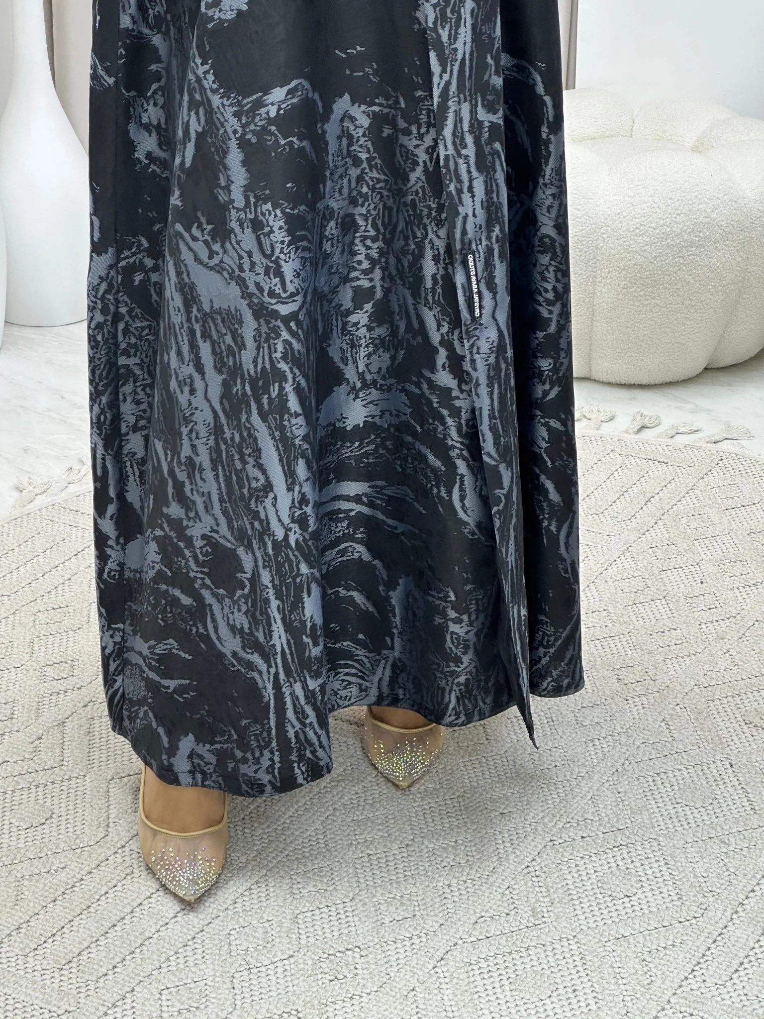 C 0218-02 Grey Kloosh Abaya - Image 3