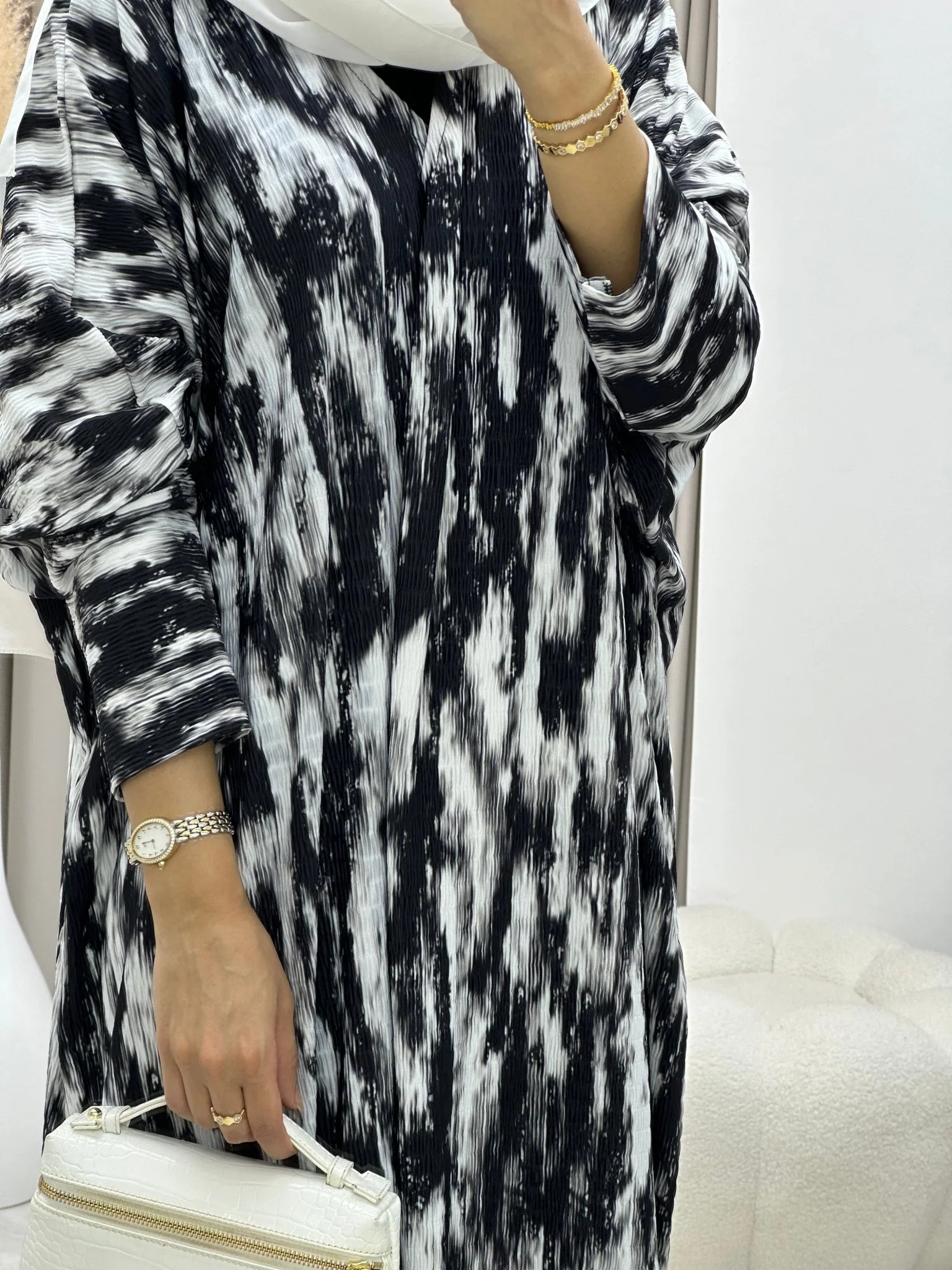 C 0228-02 Smoky Black White Abaya - Image 2