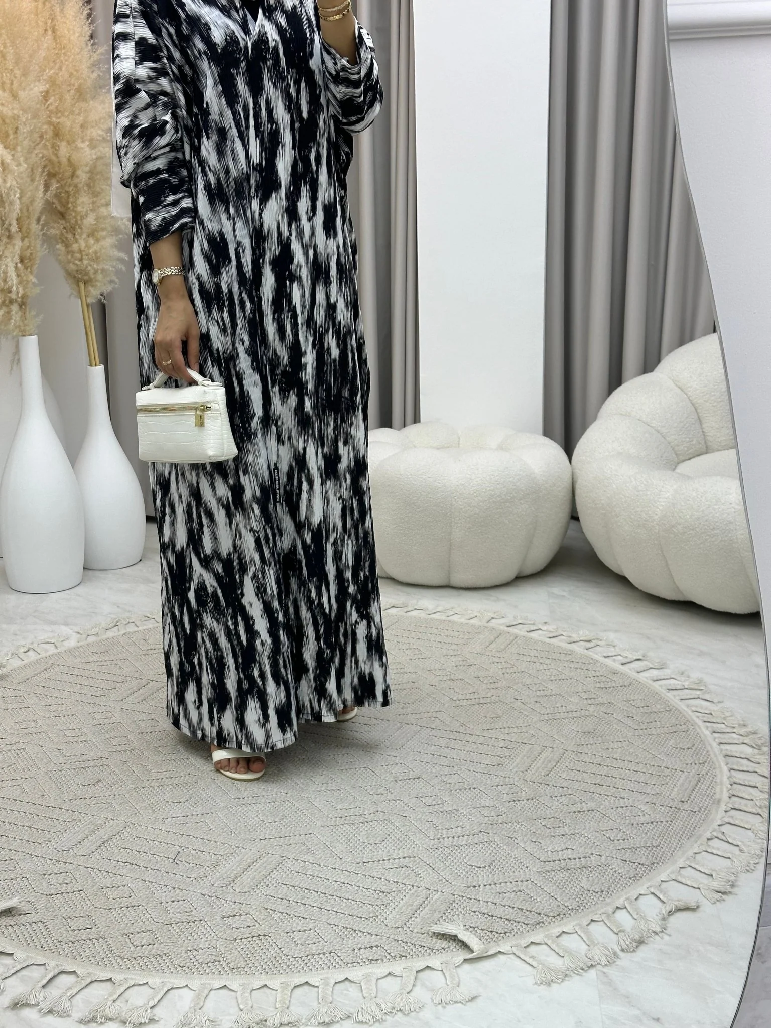 C 0228-02 Smoky Black White Abaya - Image 5
