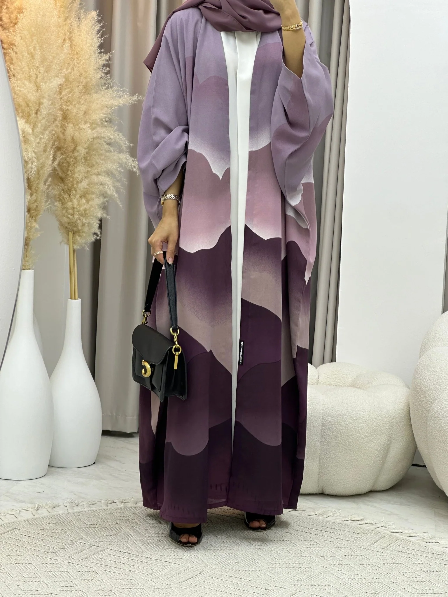 C 0238-03 Wavy Purple Abaya - Image 3