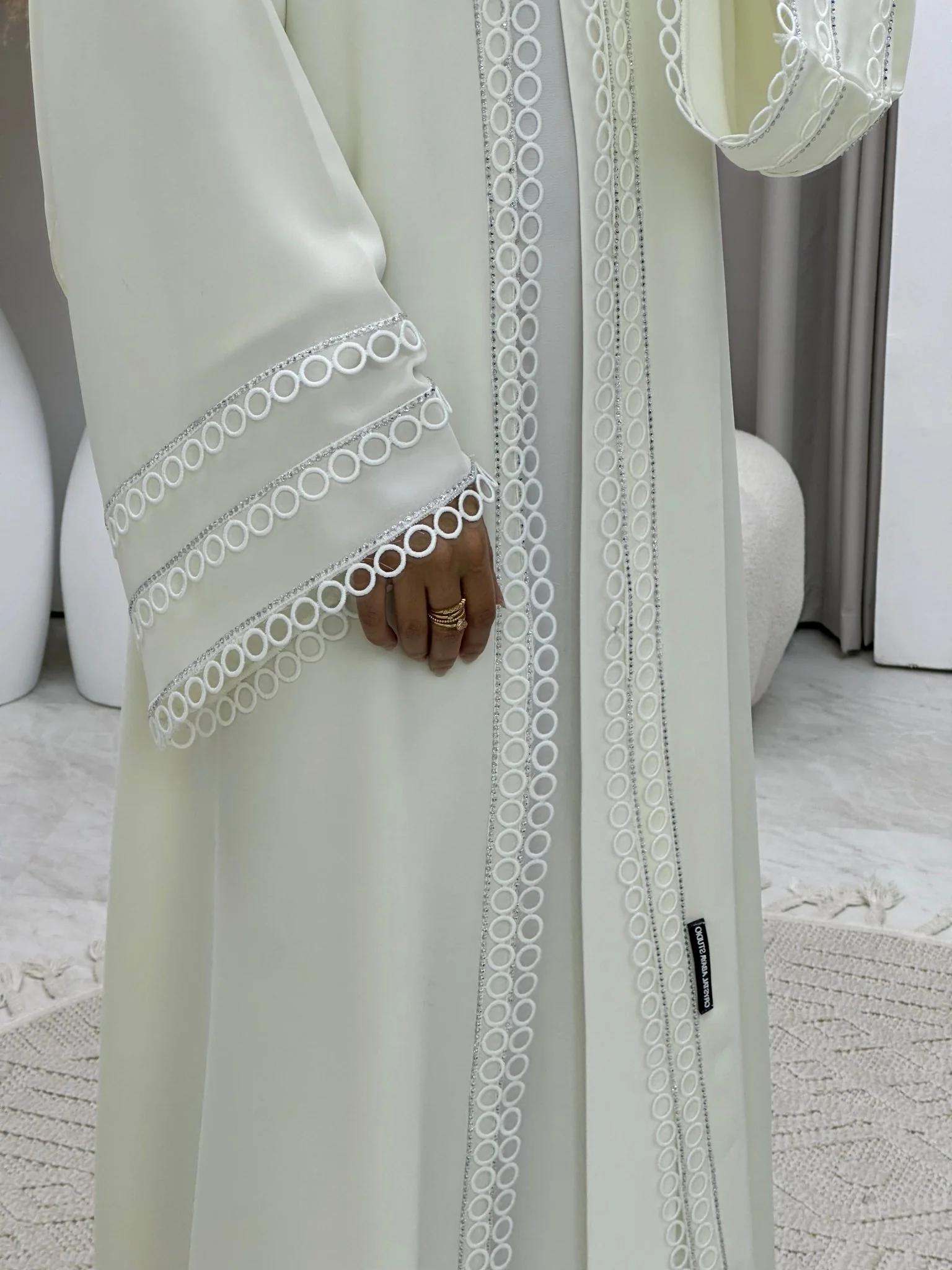 C 0244 Off White Lace Abaya - Image 5