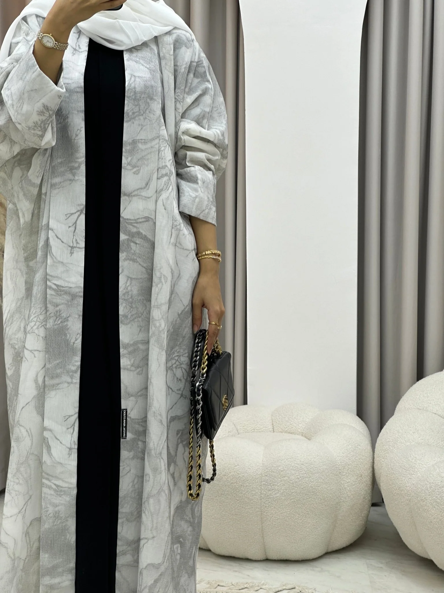 C 0283-02 Marble Print White Abaya - Image 4