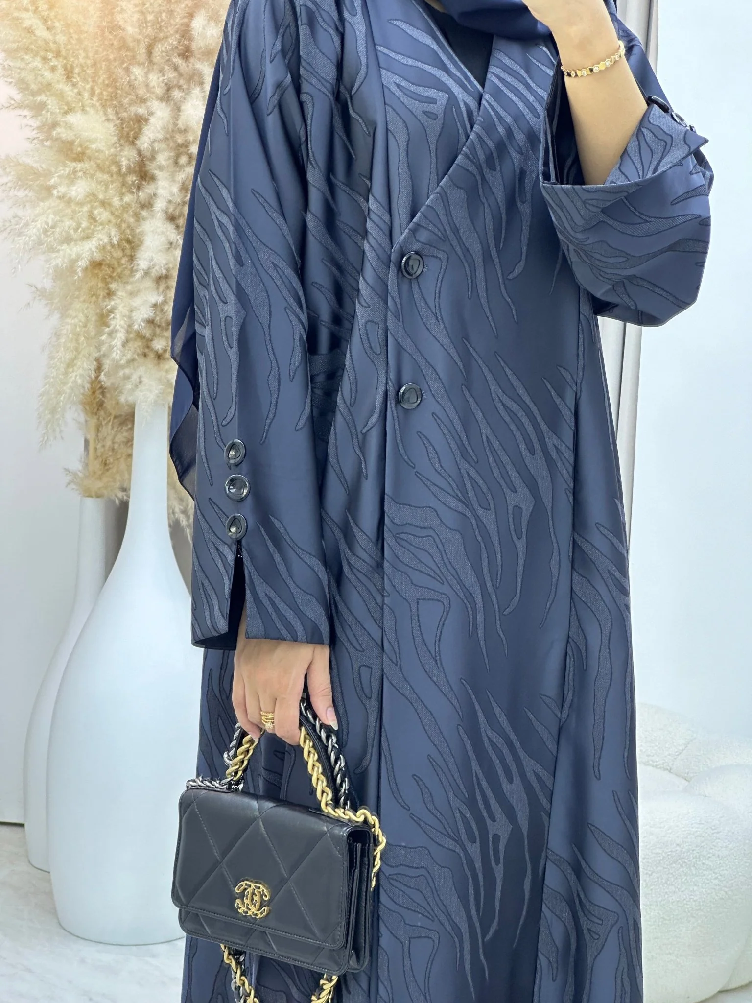 C 0290-03 Navy Blue Ragged Abaya - Image 3