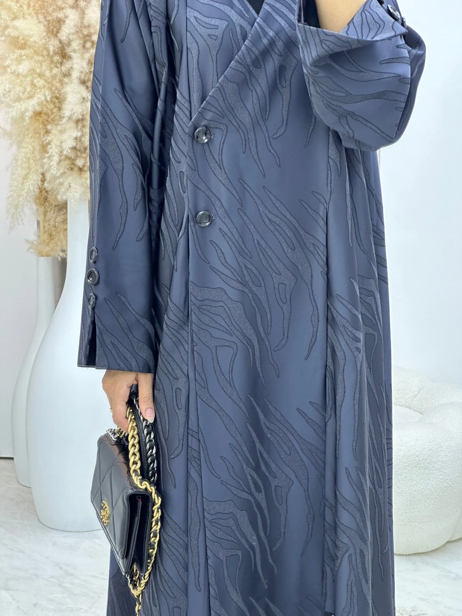 C 0290-03 Navy Blue Ragged Abaya - Image 5