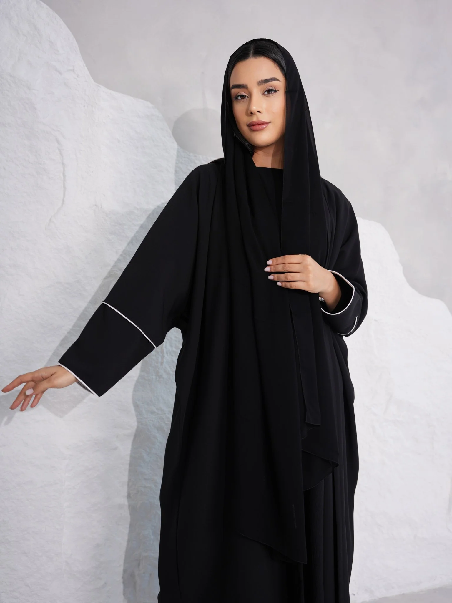 C 0391 Black Abaya - Image 3