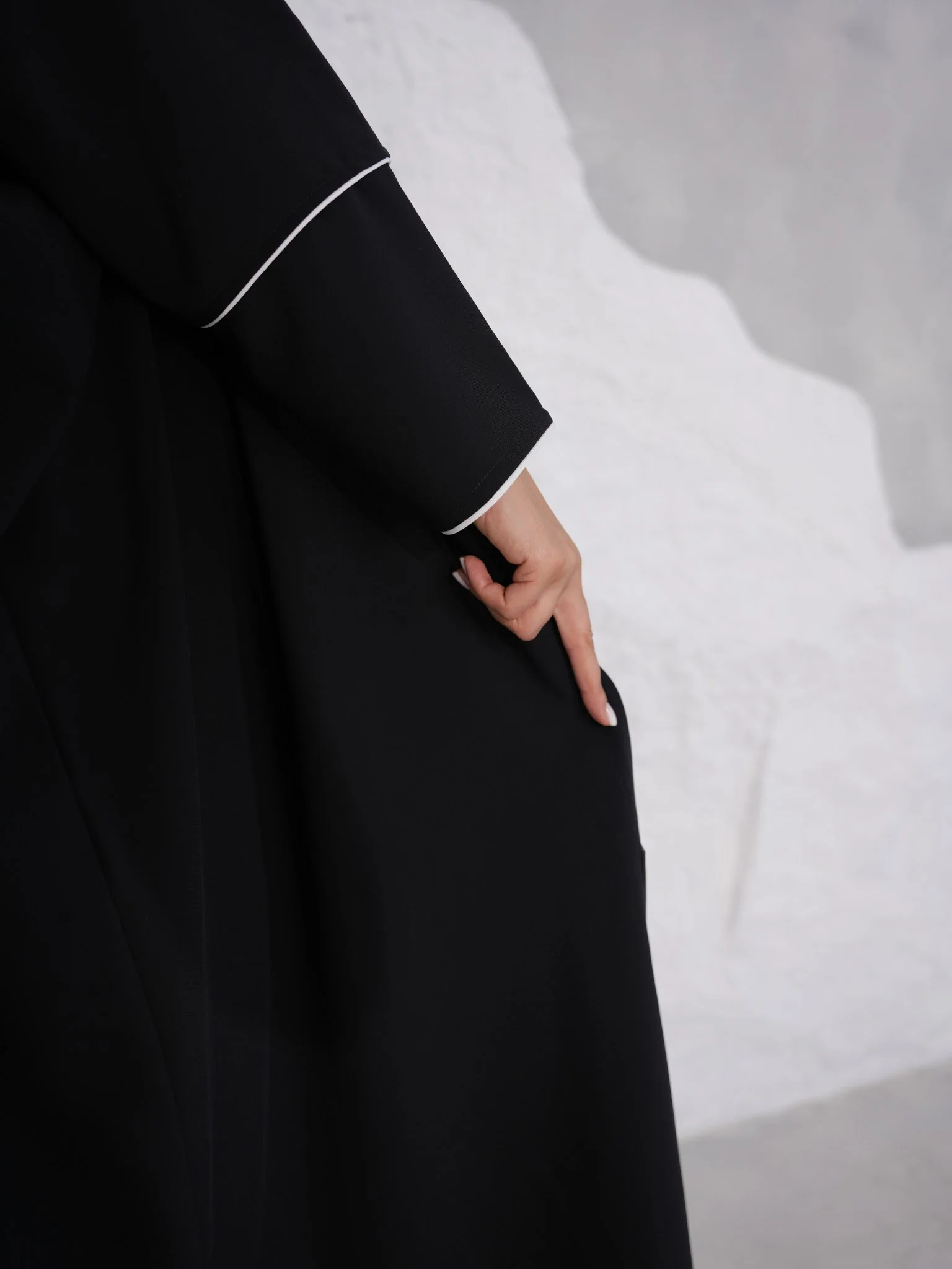 C 0391 Black Abaya - Image 5