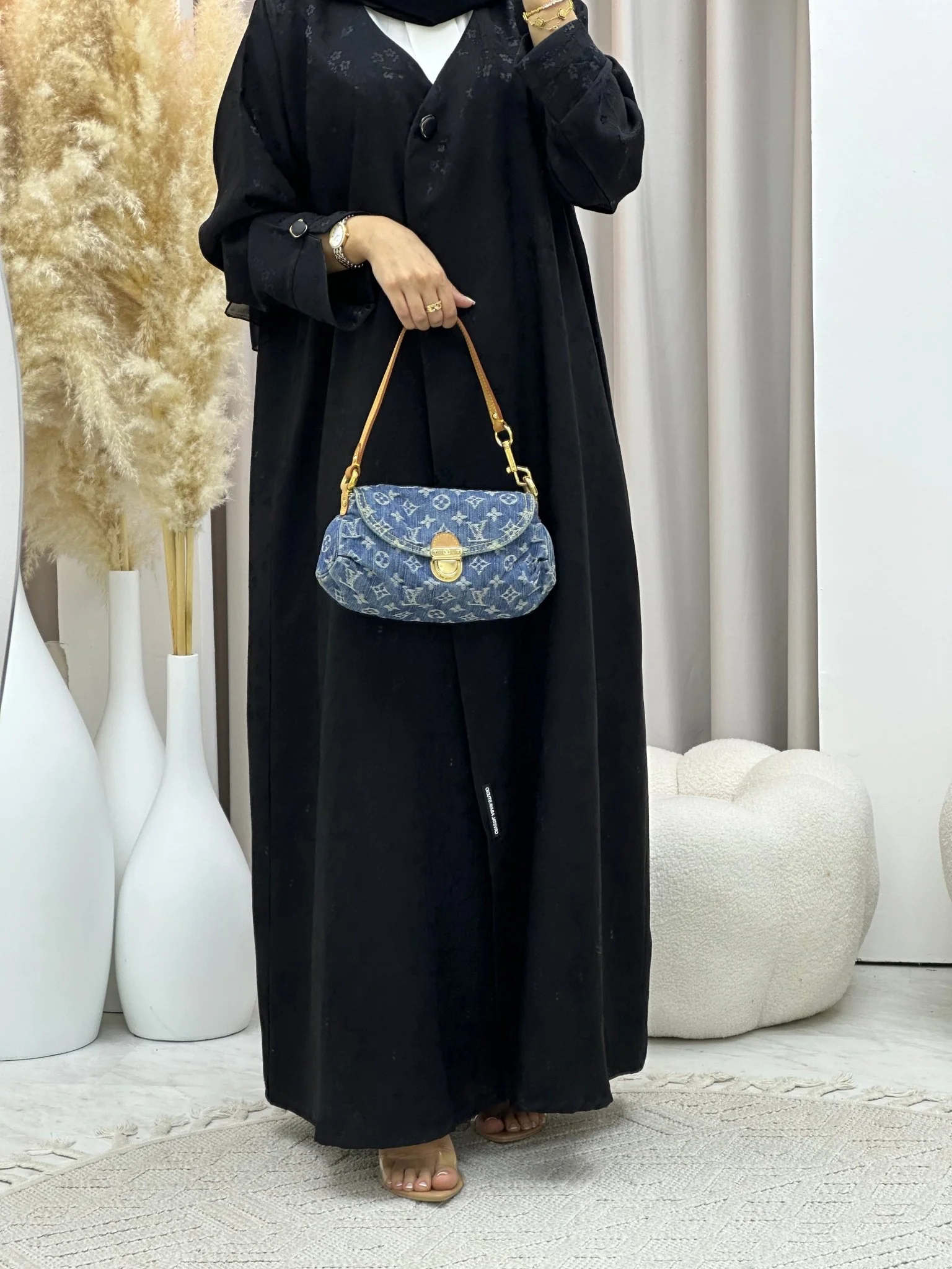C 0587-01 Black Floral Printed Abaya - Image 4