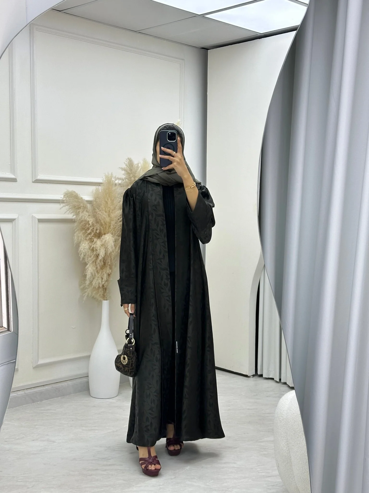 C 0632-03 Green Leaf Print Abaya - Image 3