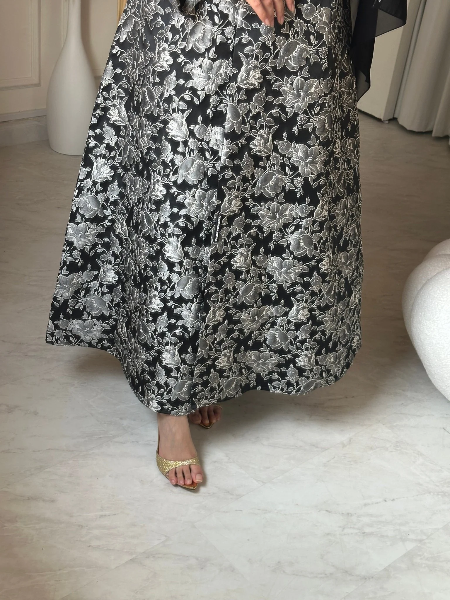 C 0649 Black Silver Abaya - Image 5
