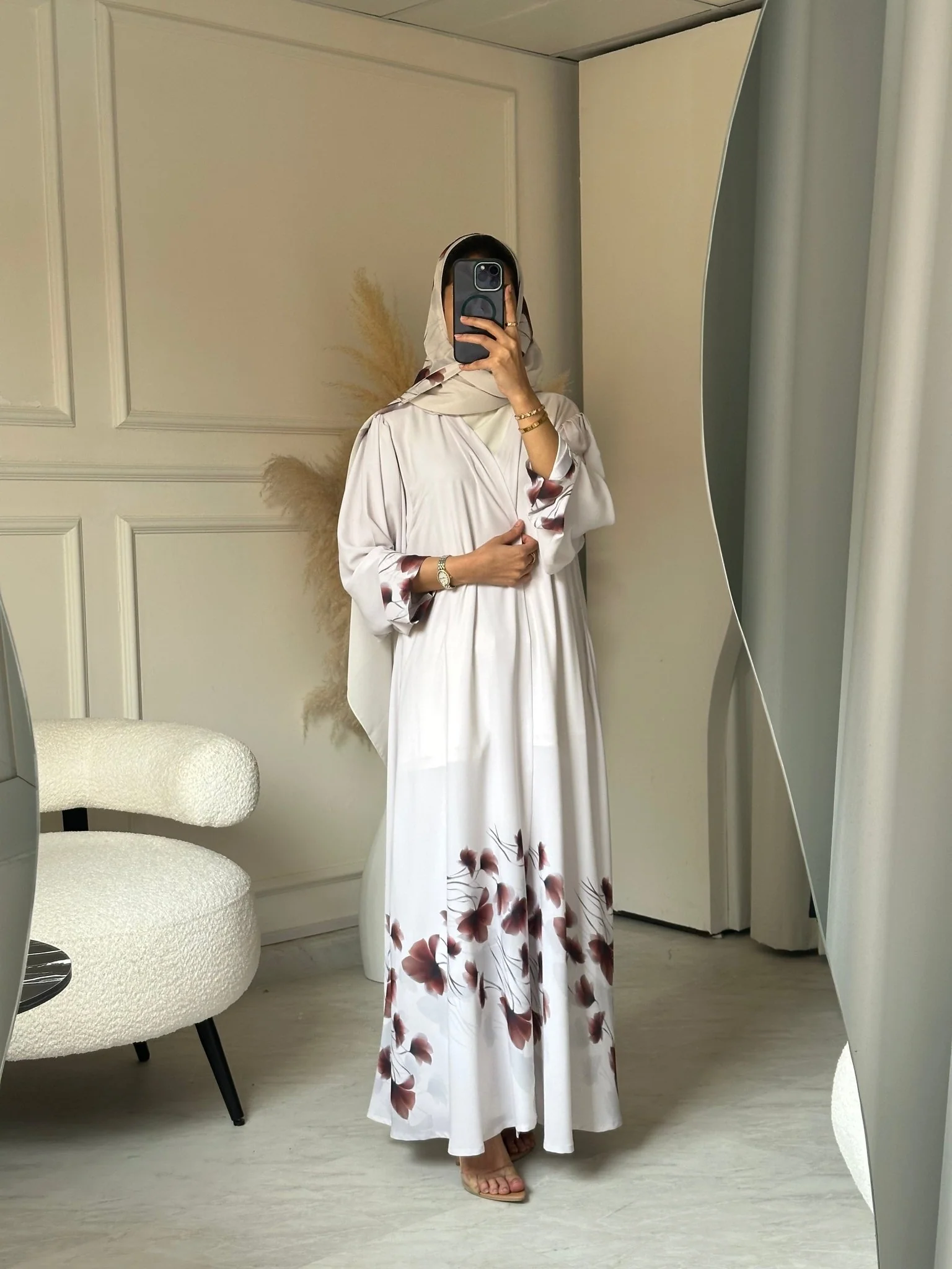 C 0784 Floral Off White Printed Abaya - Image 4