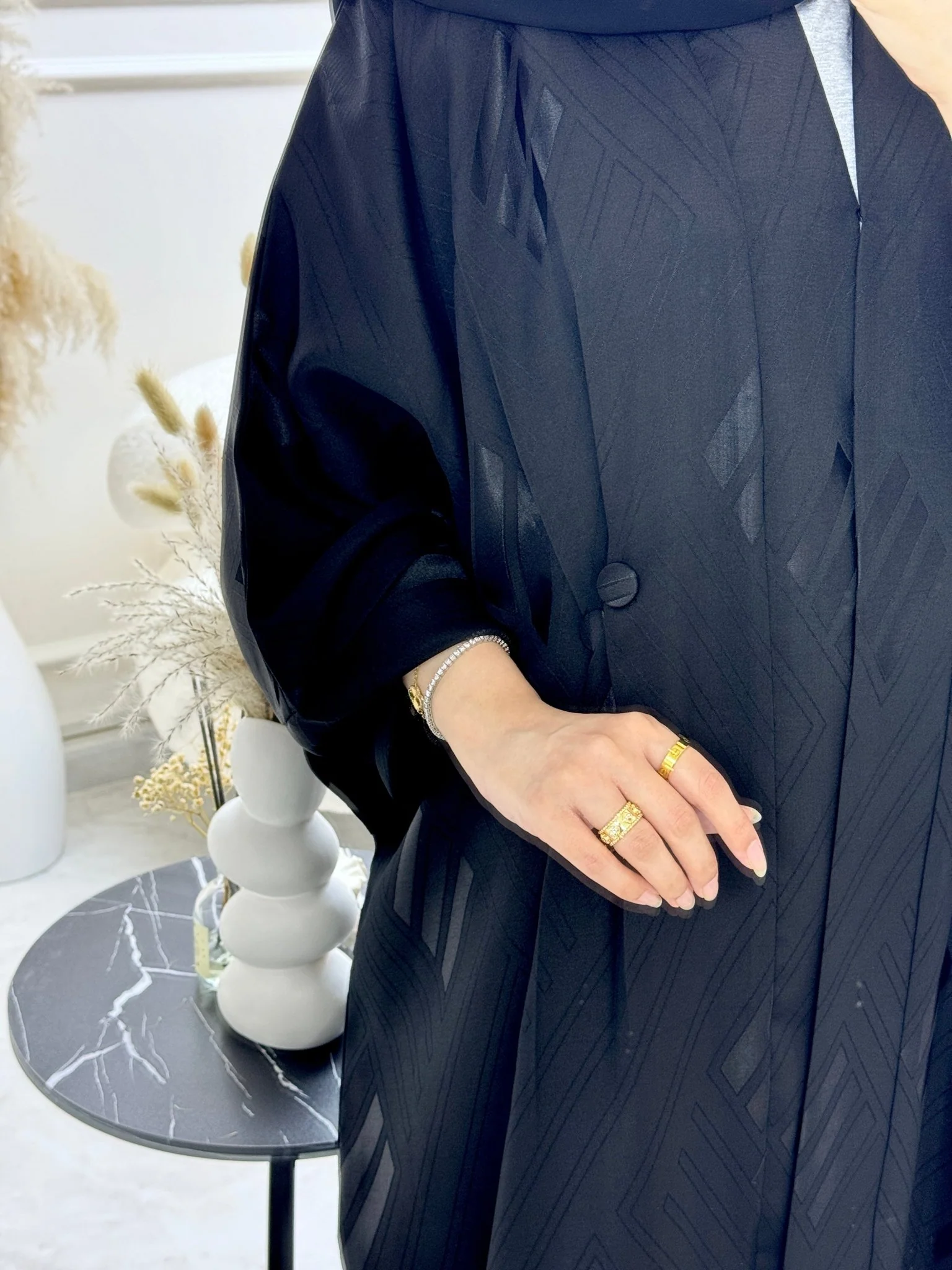 C 0814 Black Bisht Abaya - Image 3