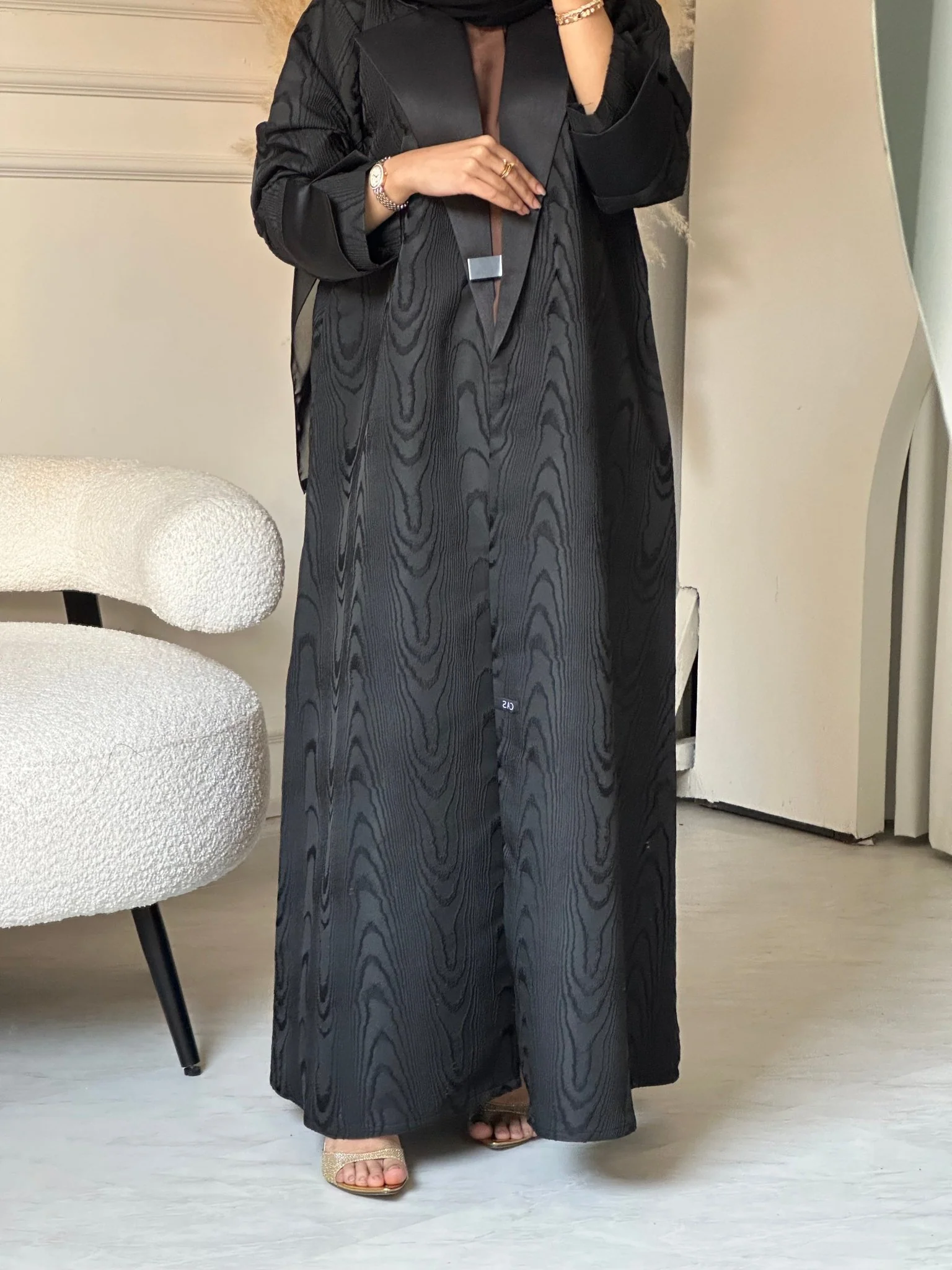 C 0818 Black Coat Abaya - Image 2