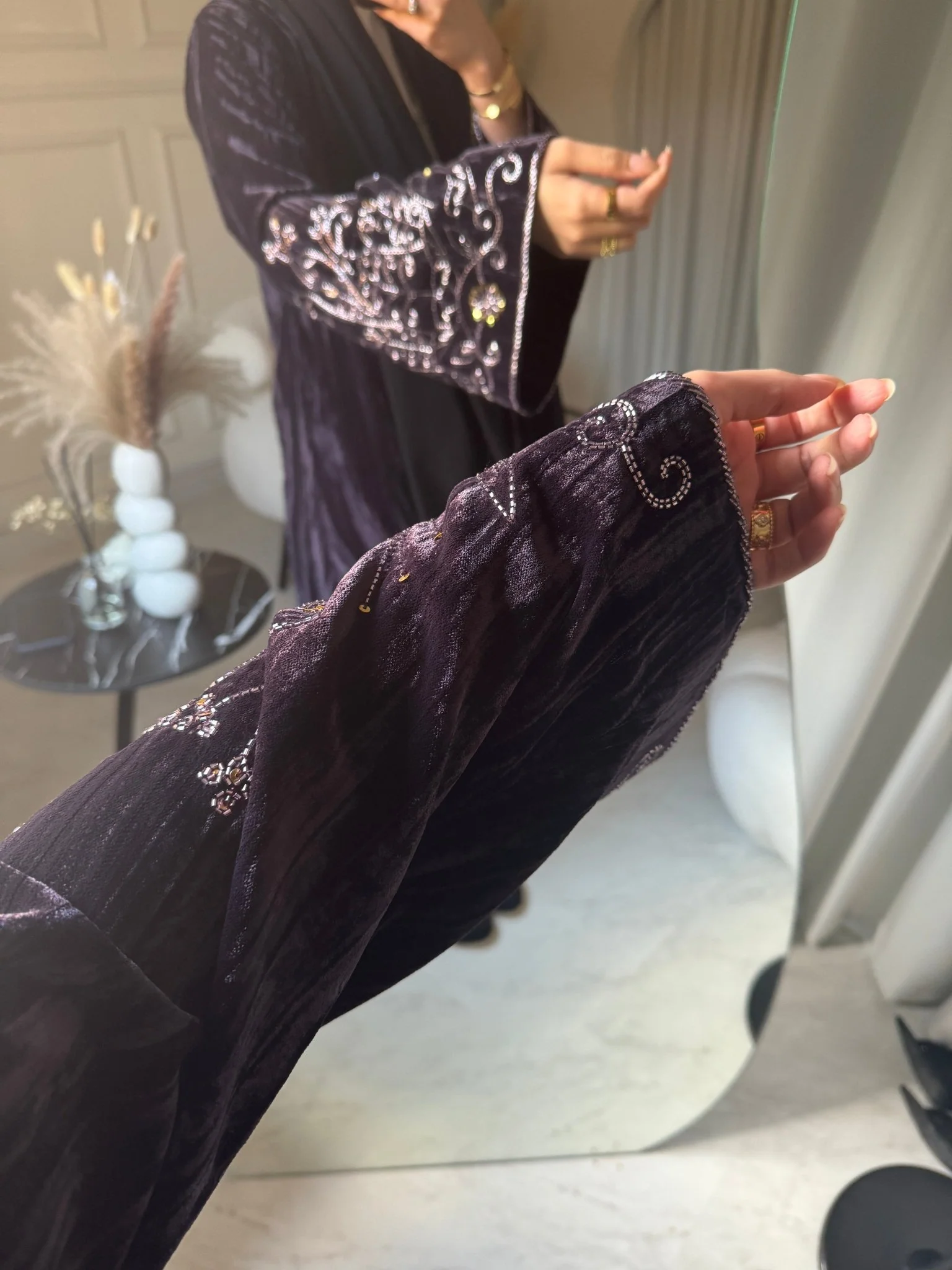 C 0846 Purple Velvet Abaya - Image 2