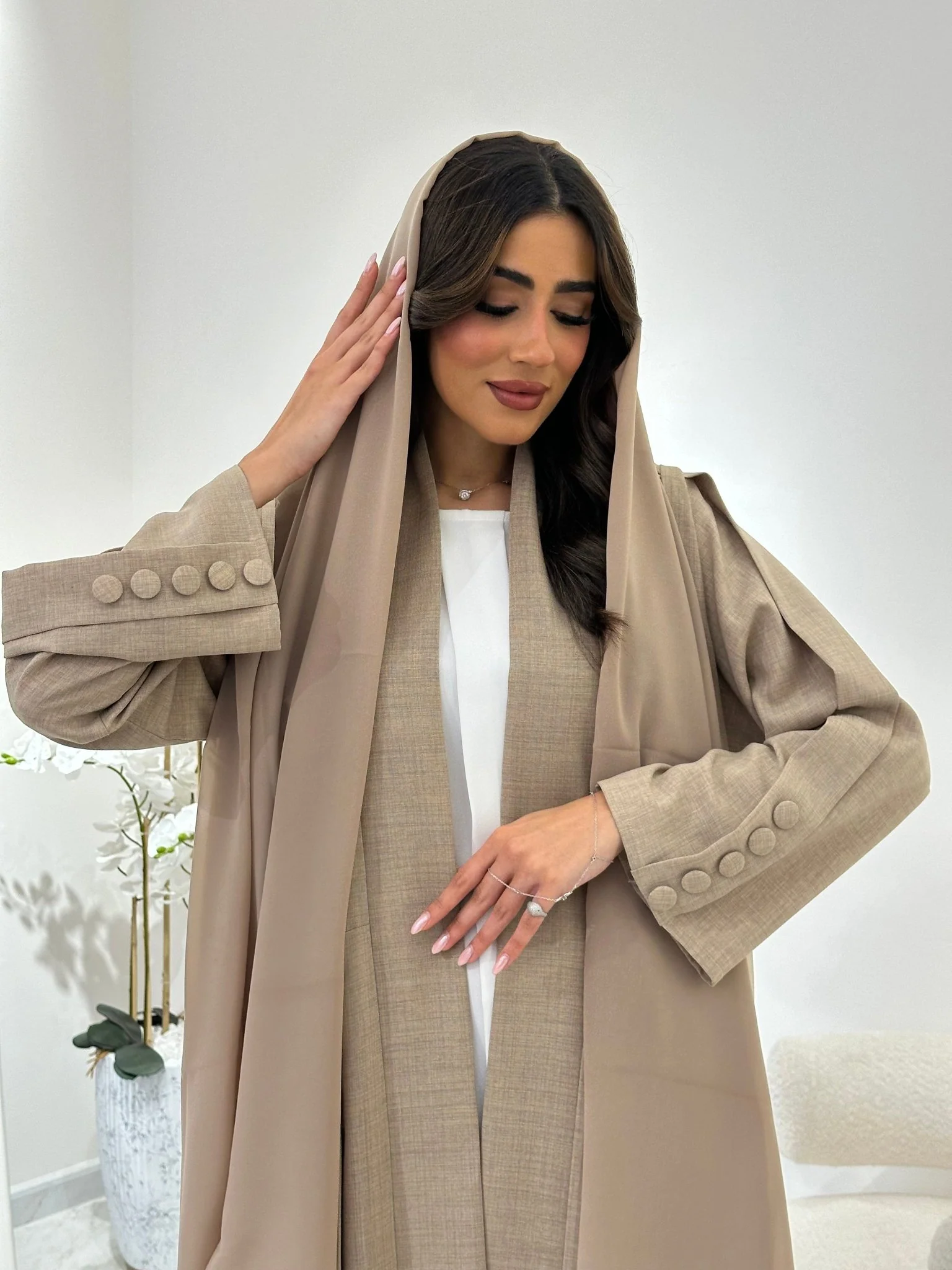 C 0910 Beige Eid Abaya - Image 7