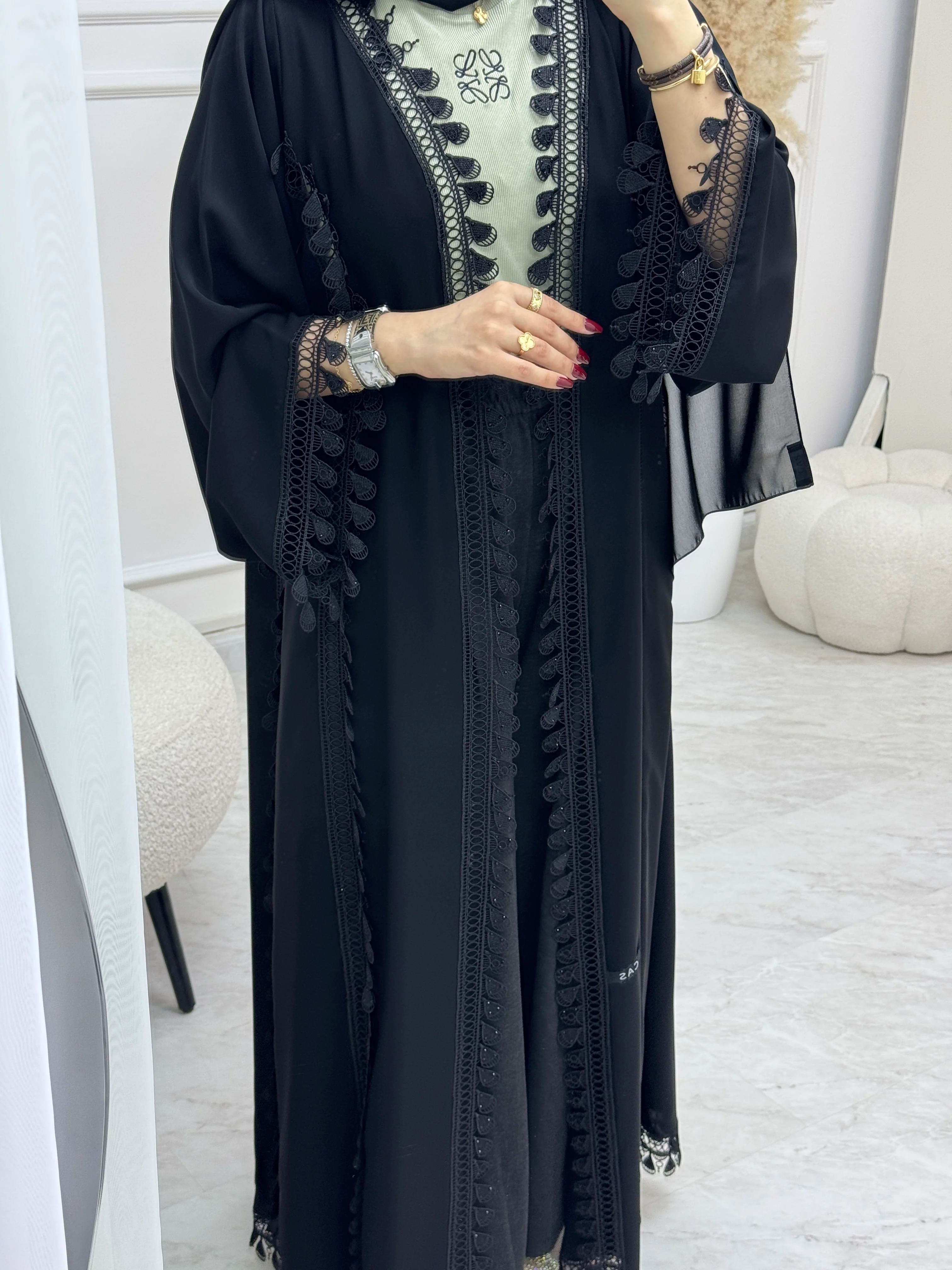 C 0990 Black Lace Abaya - Image 2