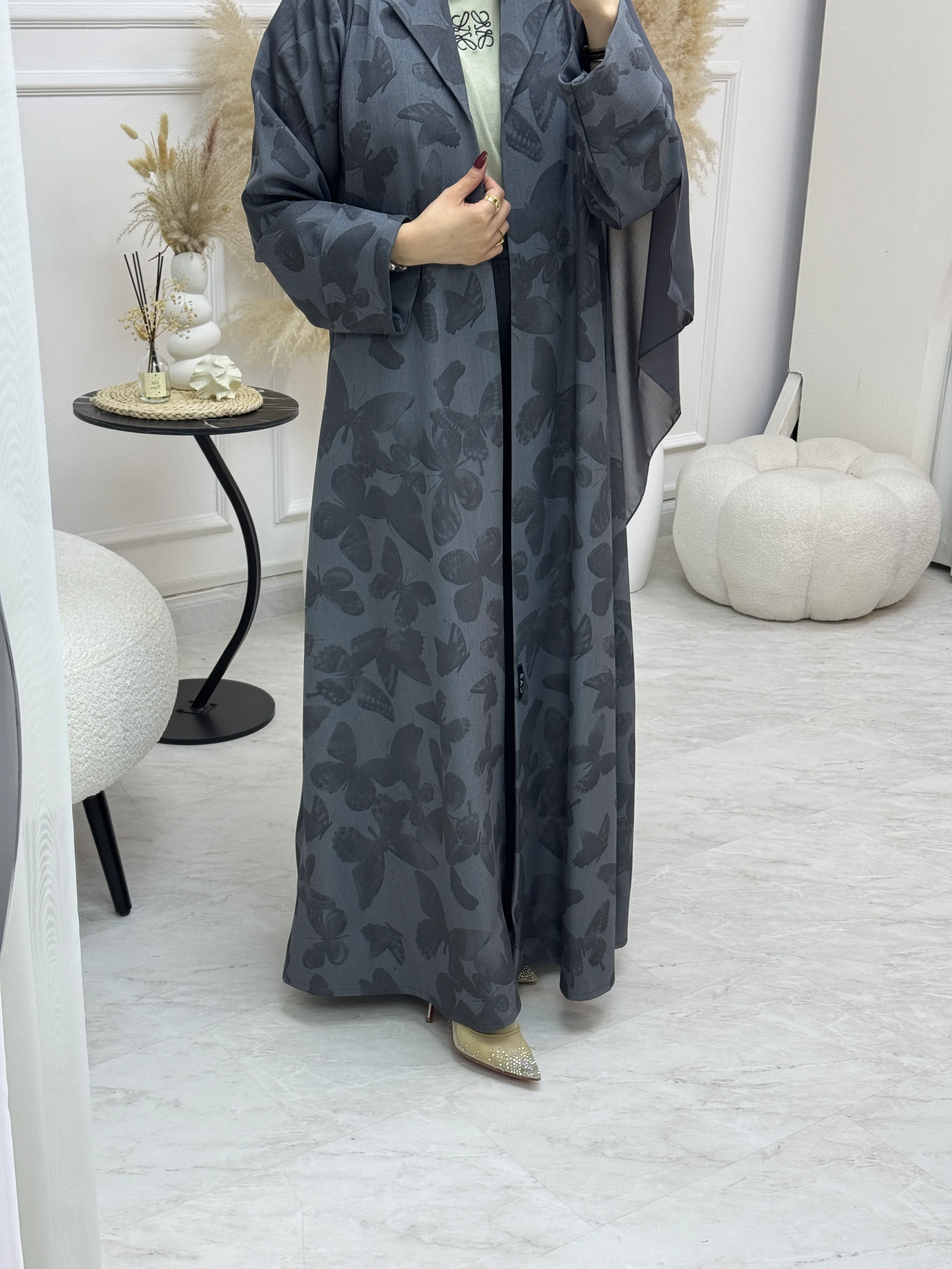 C 1001-01 Grey Printed Abaya - Image 6