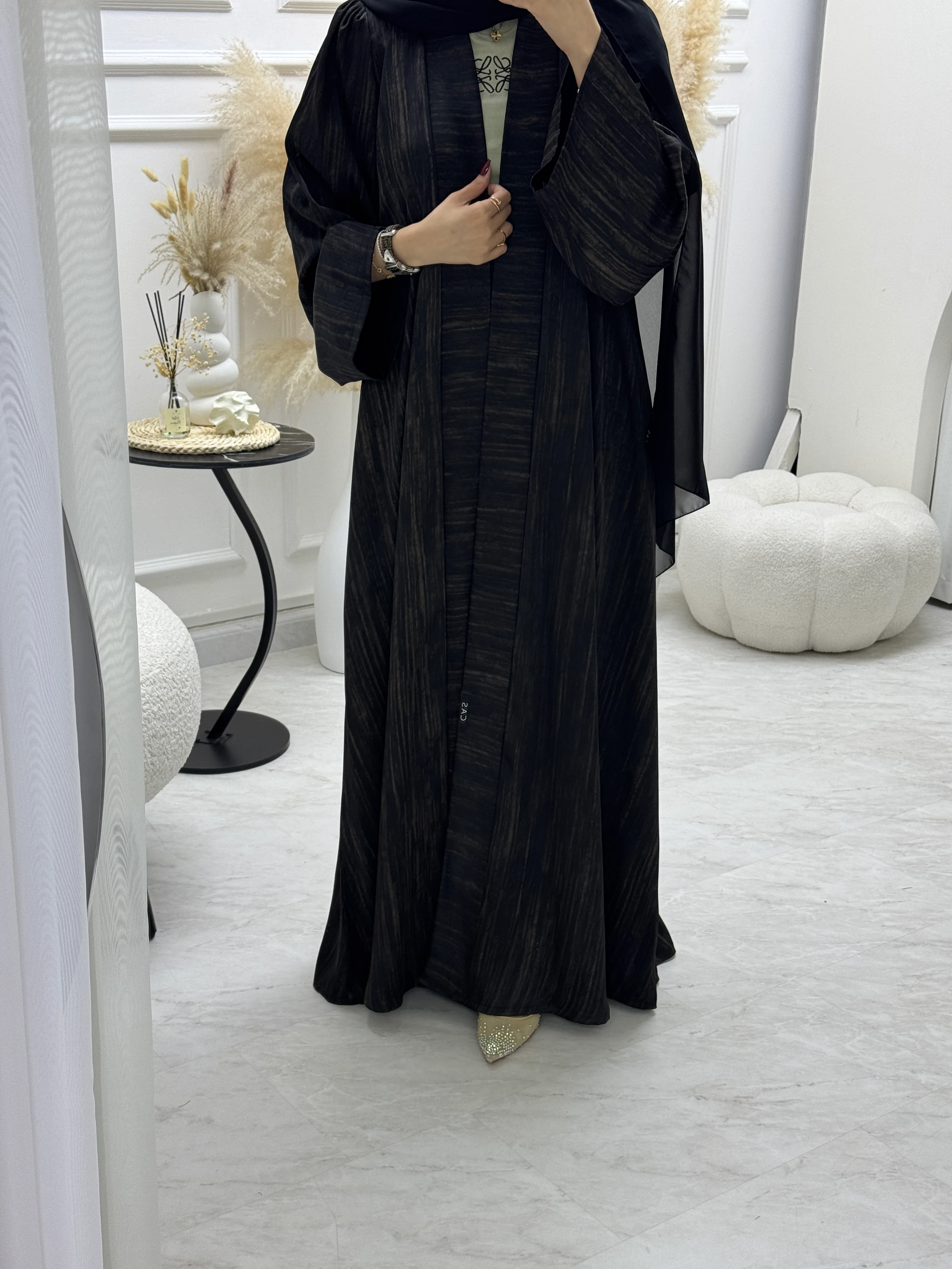 C 1006-02 Black Printed Abaya - Image 2