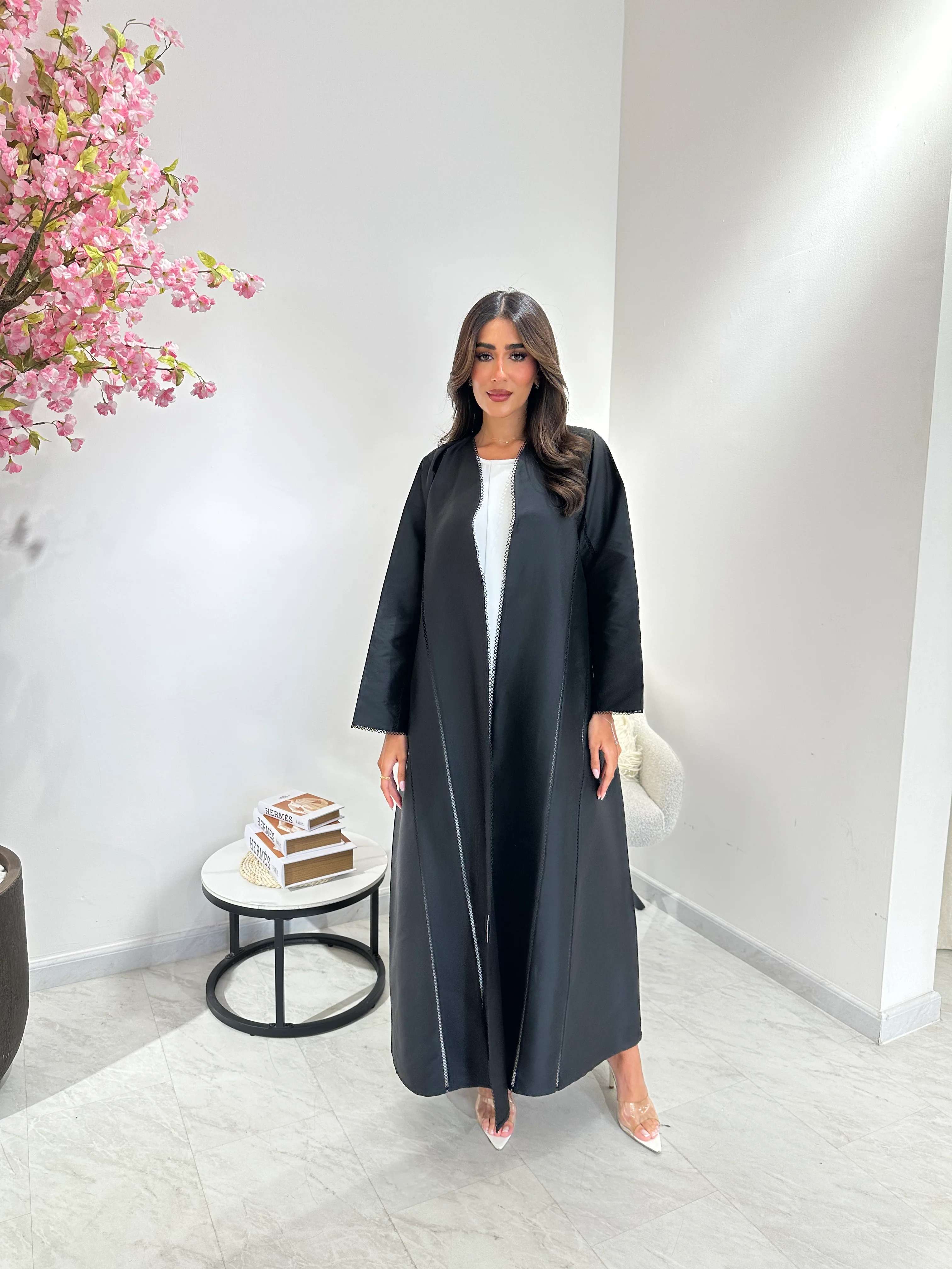 C 1034 Black Lace Abaya - Image 3