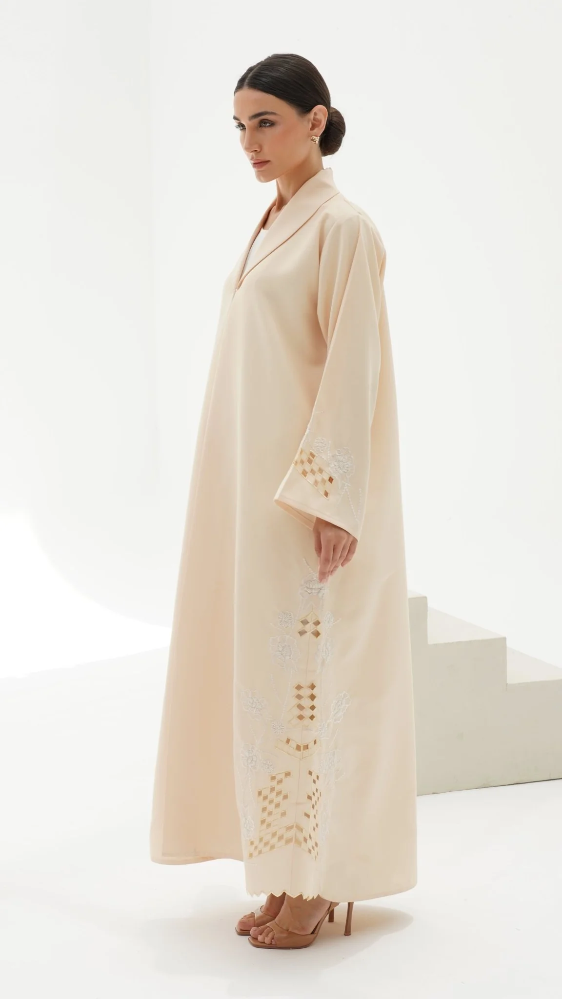 C 1146 Cream Abaya - Image 3
