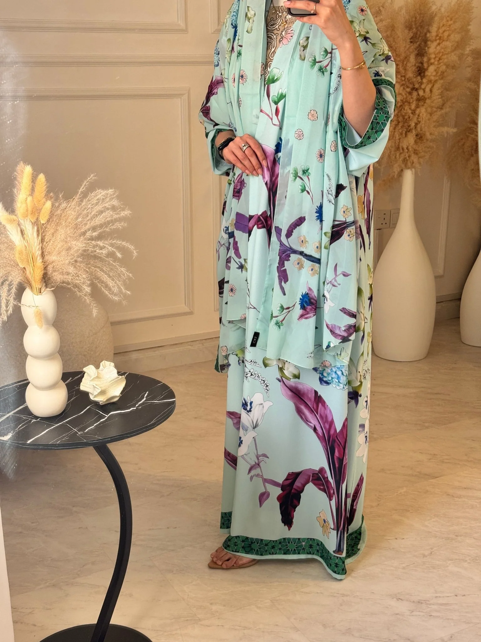 C 1208 Green Printed Abaya - Image 4