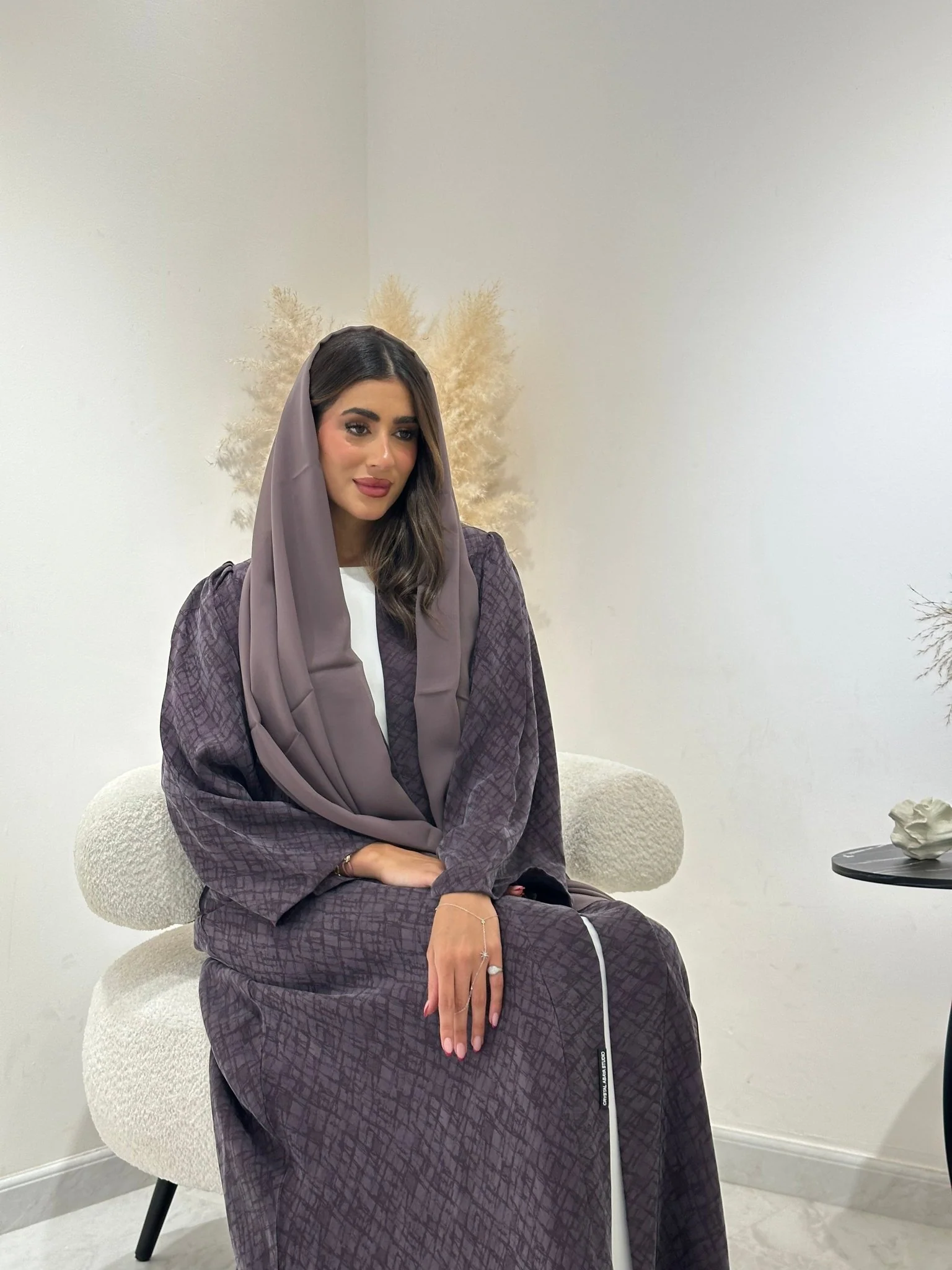 C 1261-01 Plum Patterned Printed Abaya - Image 9