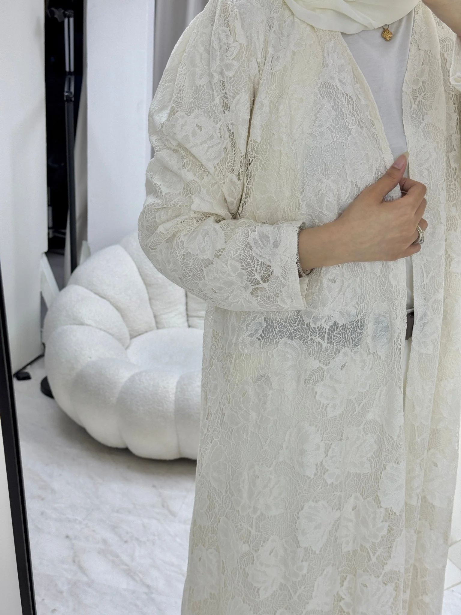 C 1278-02 Ivory Dantel Abaya - Image 3