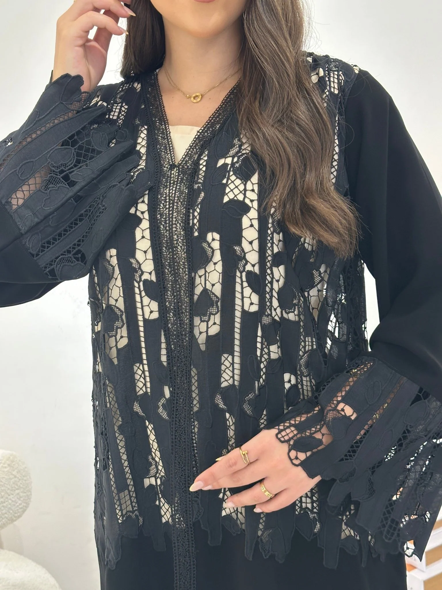 C 1310 Black Lace Abaya - Image 7