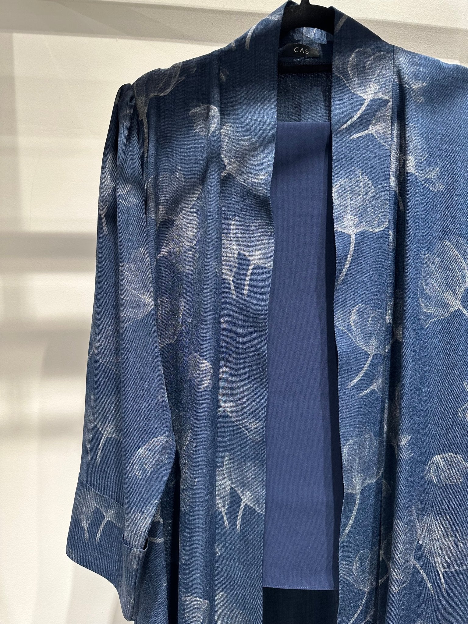 C 1413-04 Blue Floral Printed Abaya - Image 3