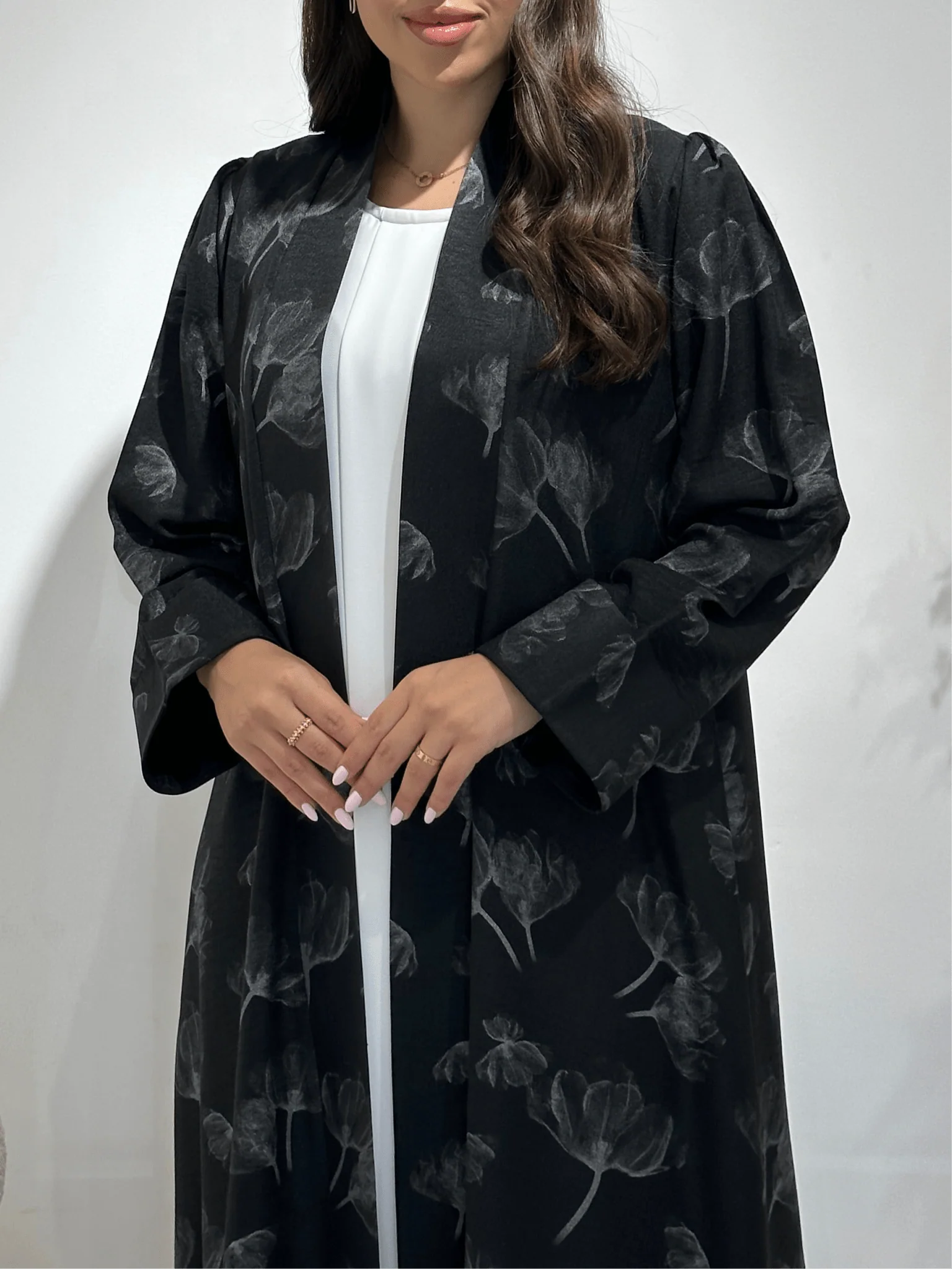 C 1413-01 Black Floral Printed Abaya - Image 4