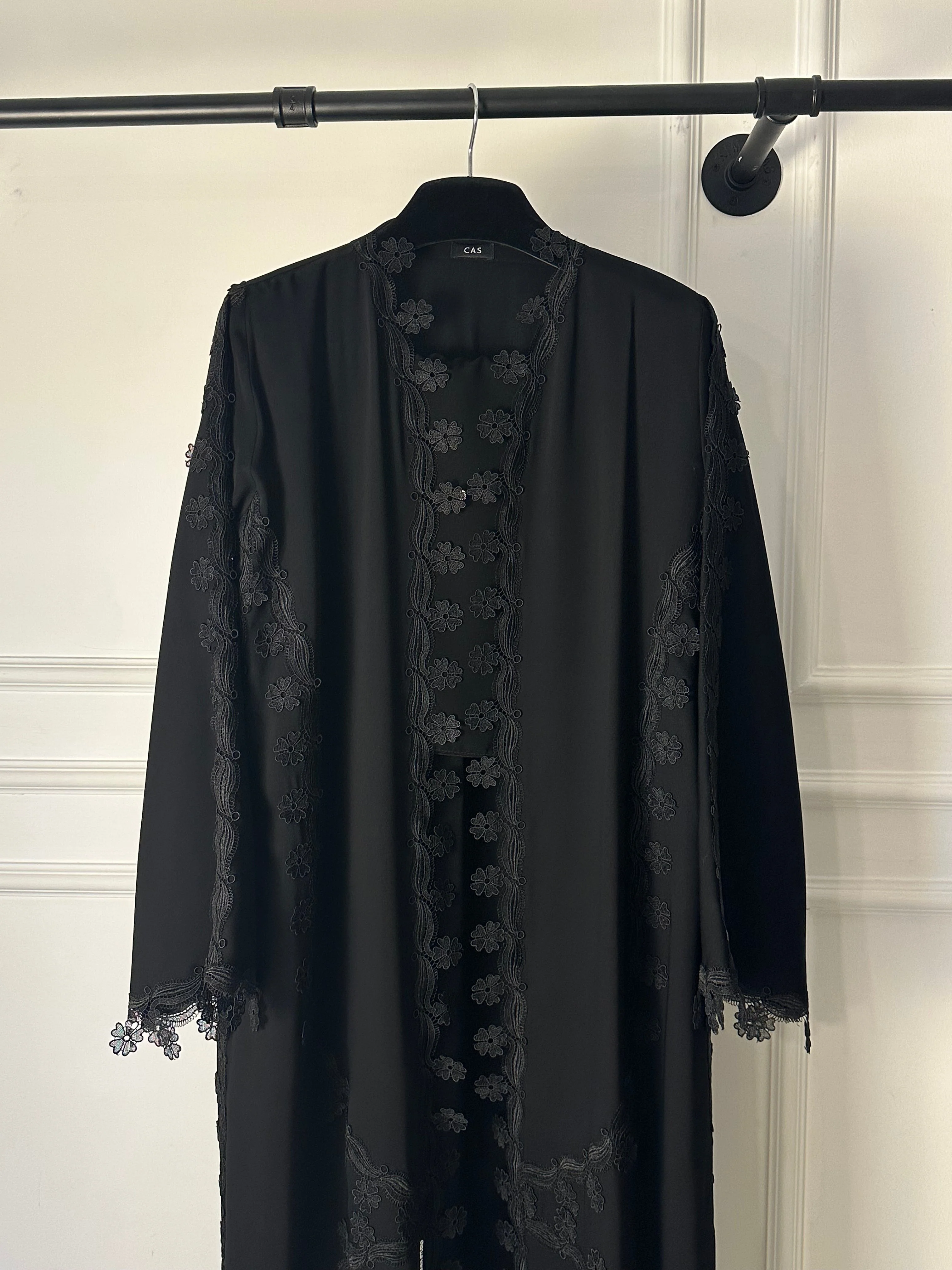 C 1771 Black Floral Lace Abaya - Image 5