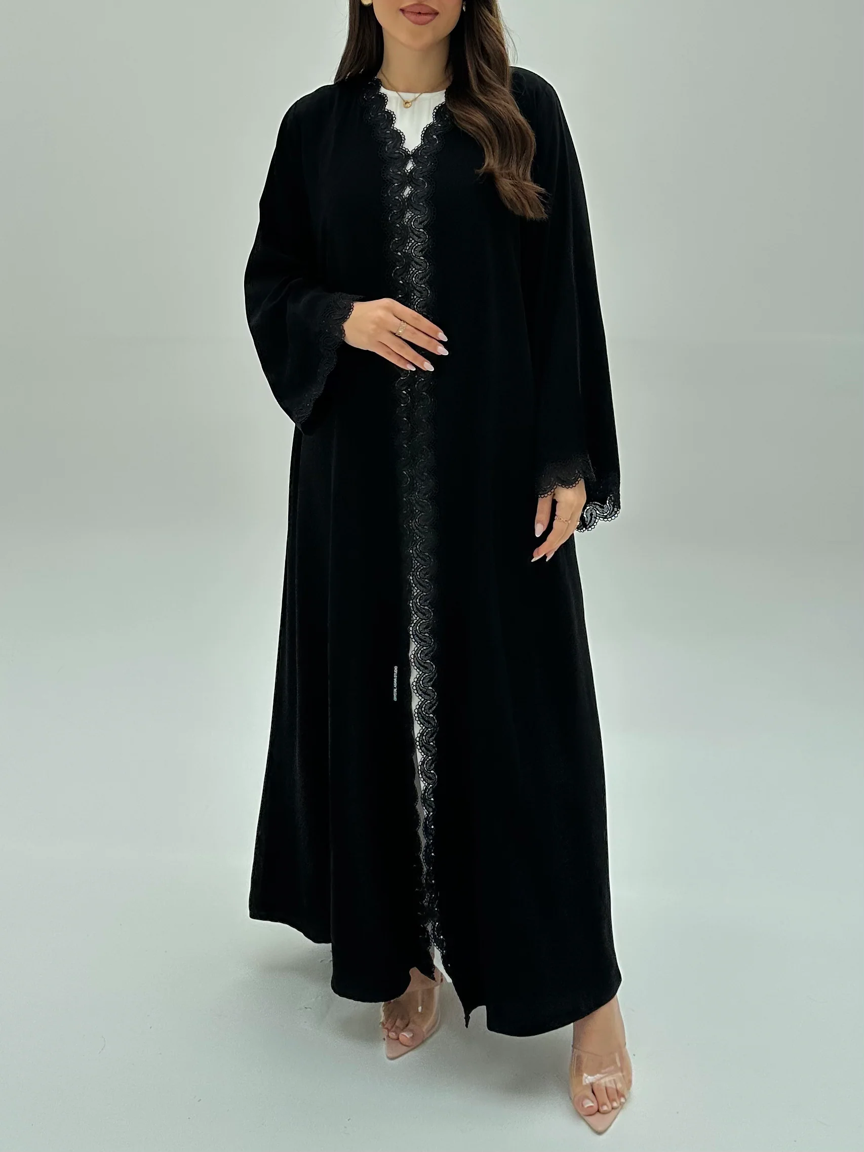 C 1935 Black Crystal Lace Abaya - Image 2