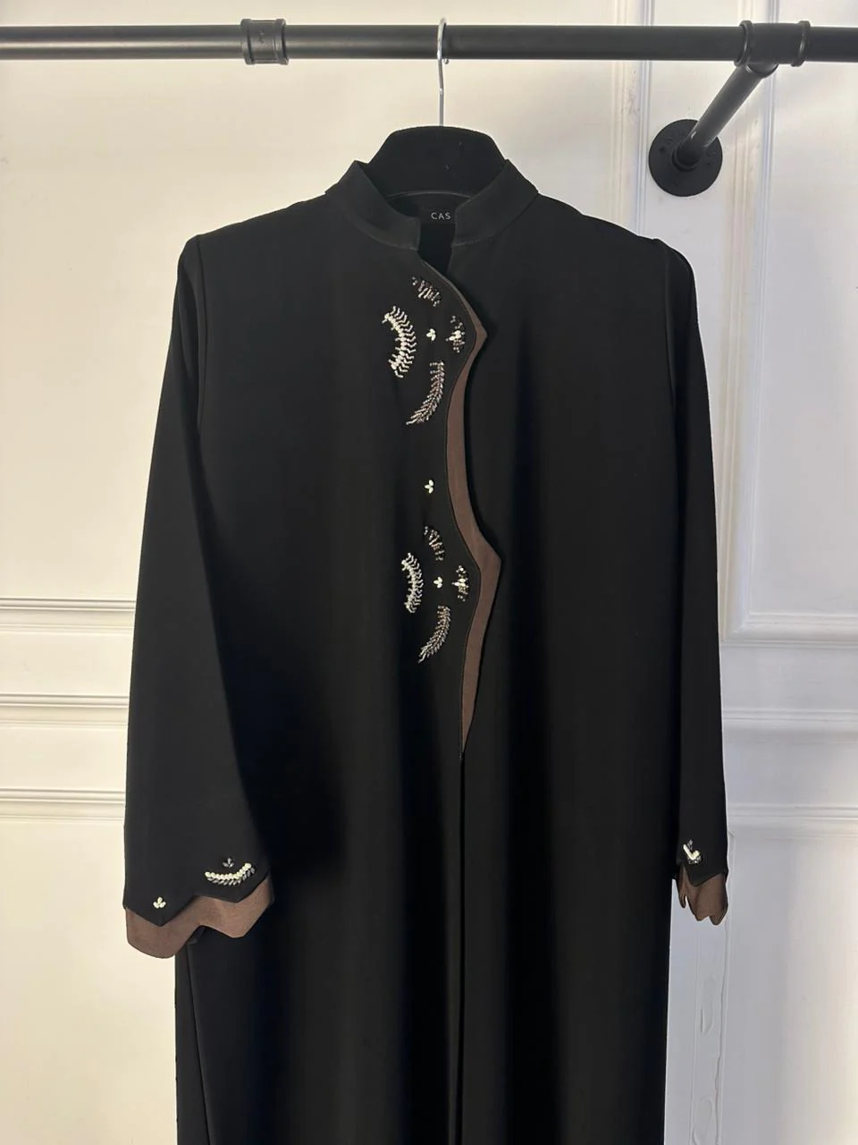 C 1962 Black Beaded Embroidered Abaya - Image 3