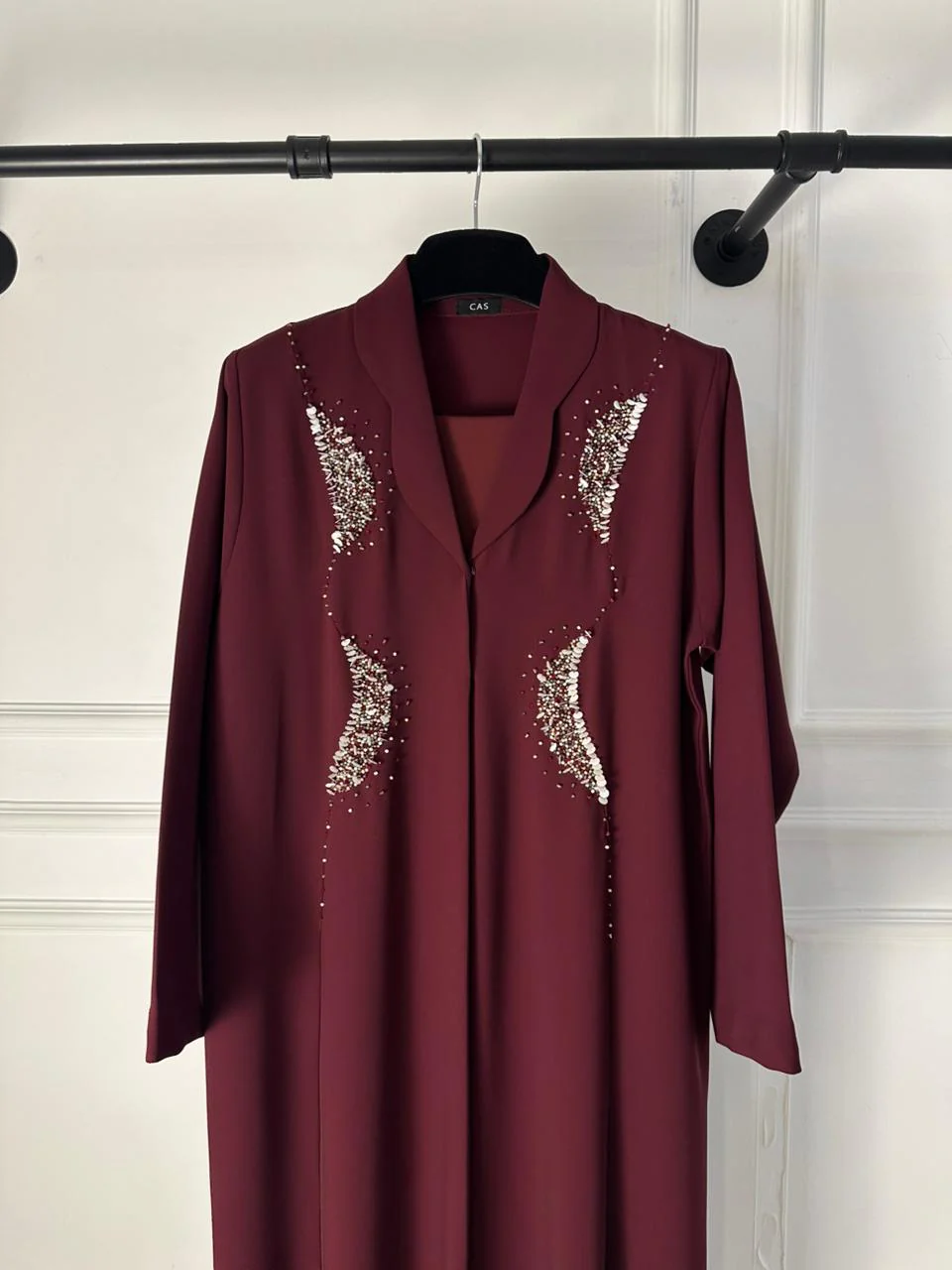 C 1993 Burgundy Beaded Abaya - Image 3