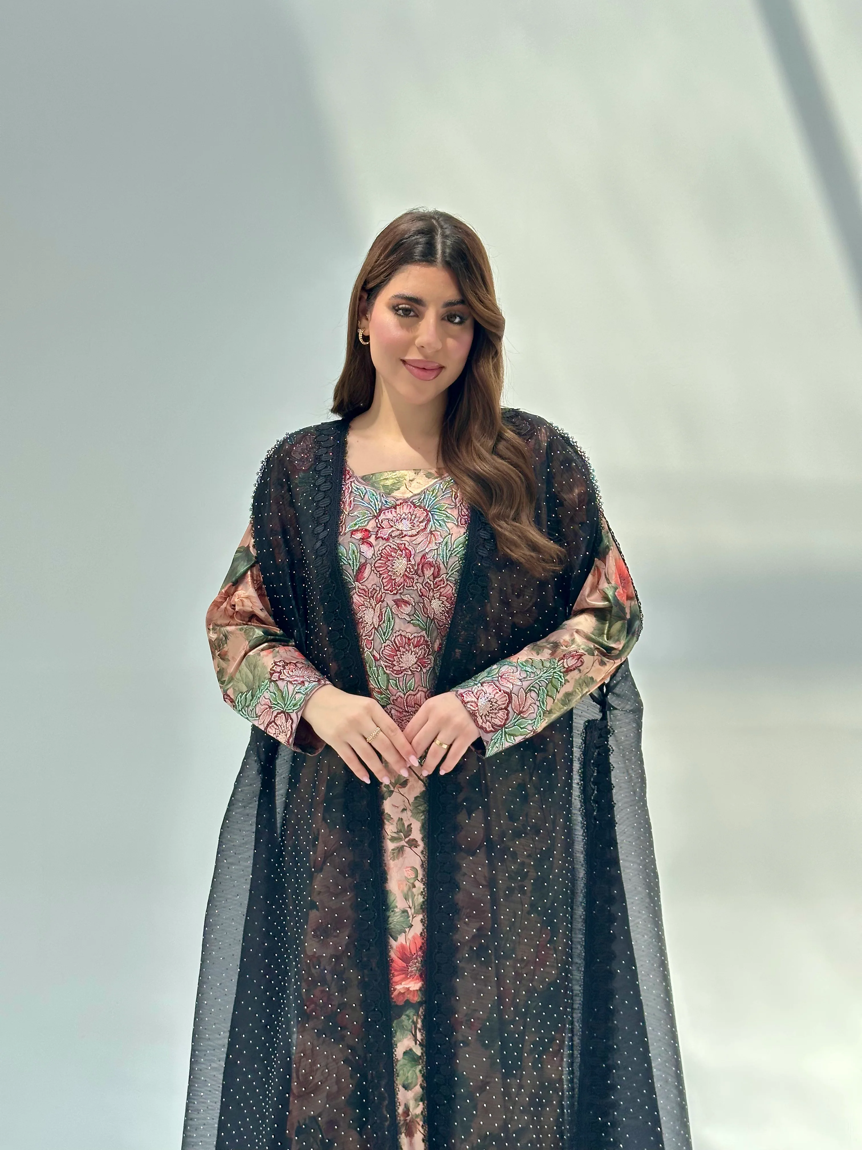 C 2061 Black Glitter Lace Abaya - Image 3