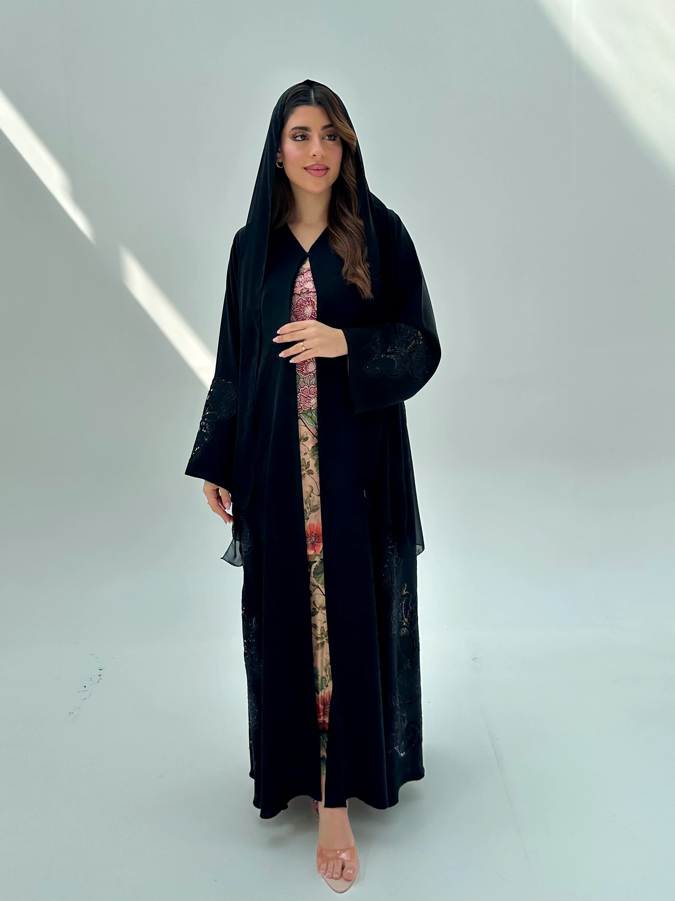 C 2077 Black Lace Abaya - Image 5
