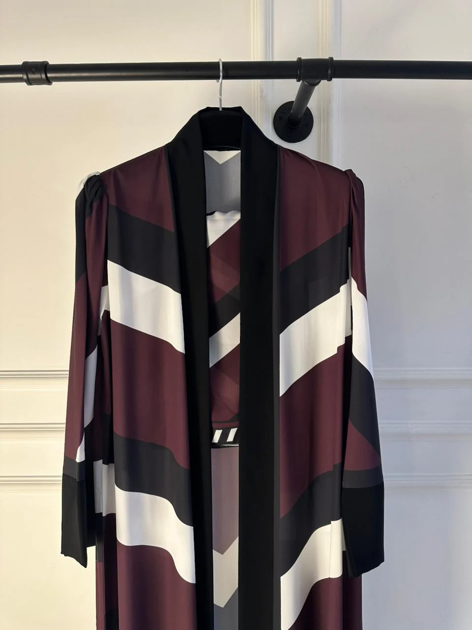 C 2134 Burgundy Stripe Printed Abaya - Image 4