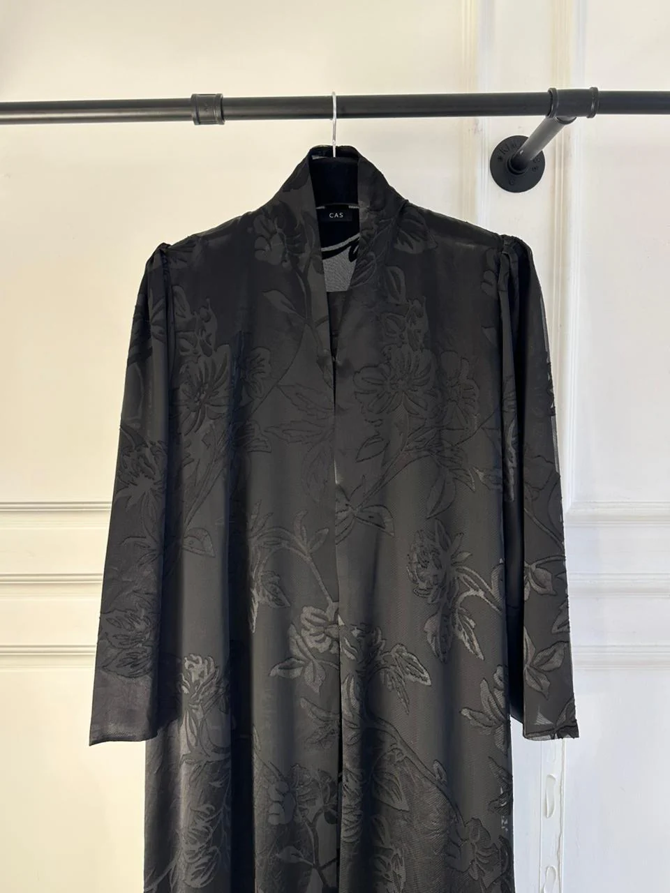 C 2272 Black Floral Abaya - Image 4