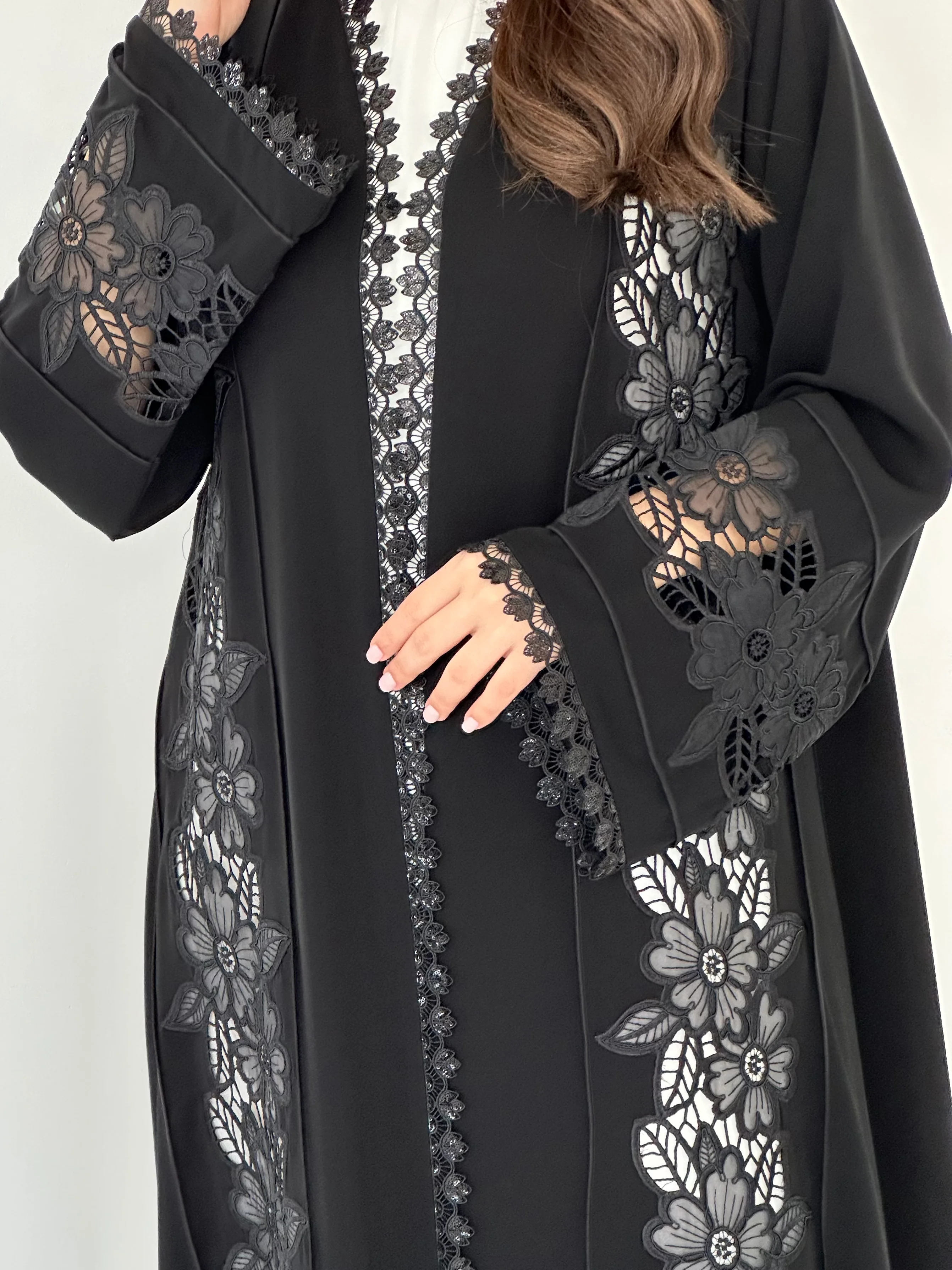 C 2275 Black Floral Lace Abaya - Image 4