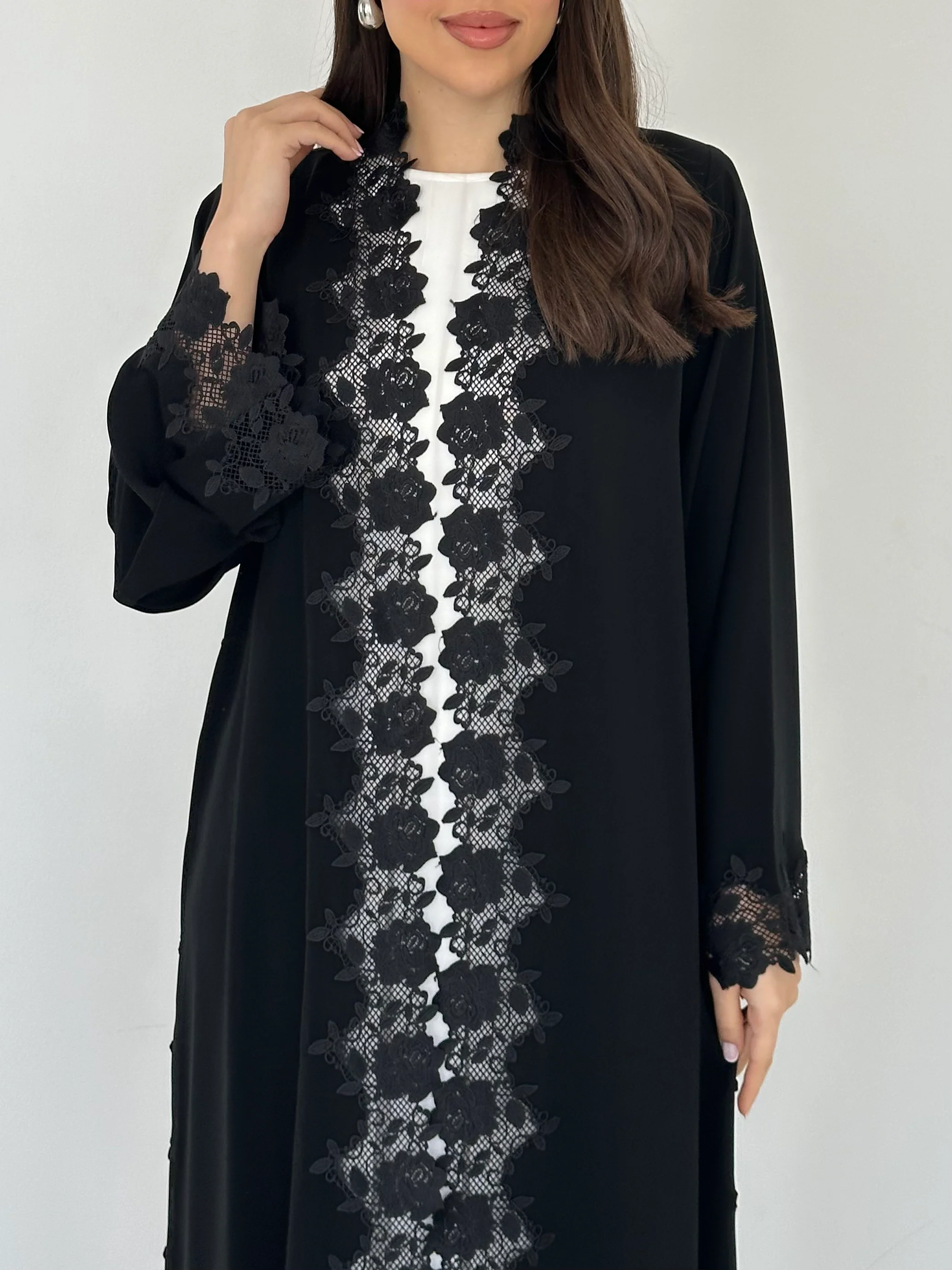 C 2293 Black Floral Lace Abaya - Image 3